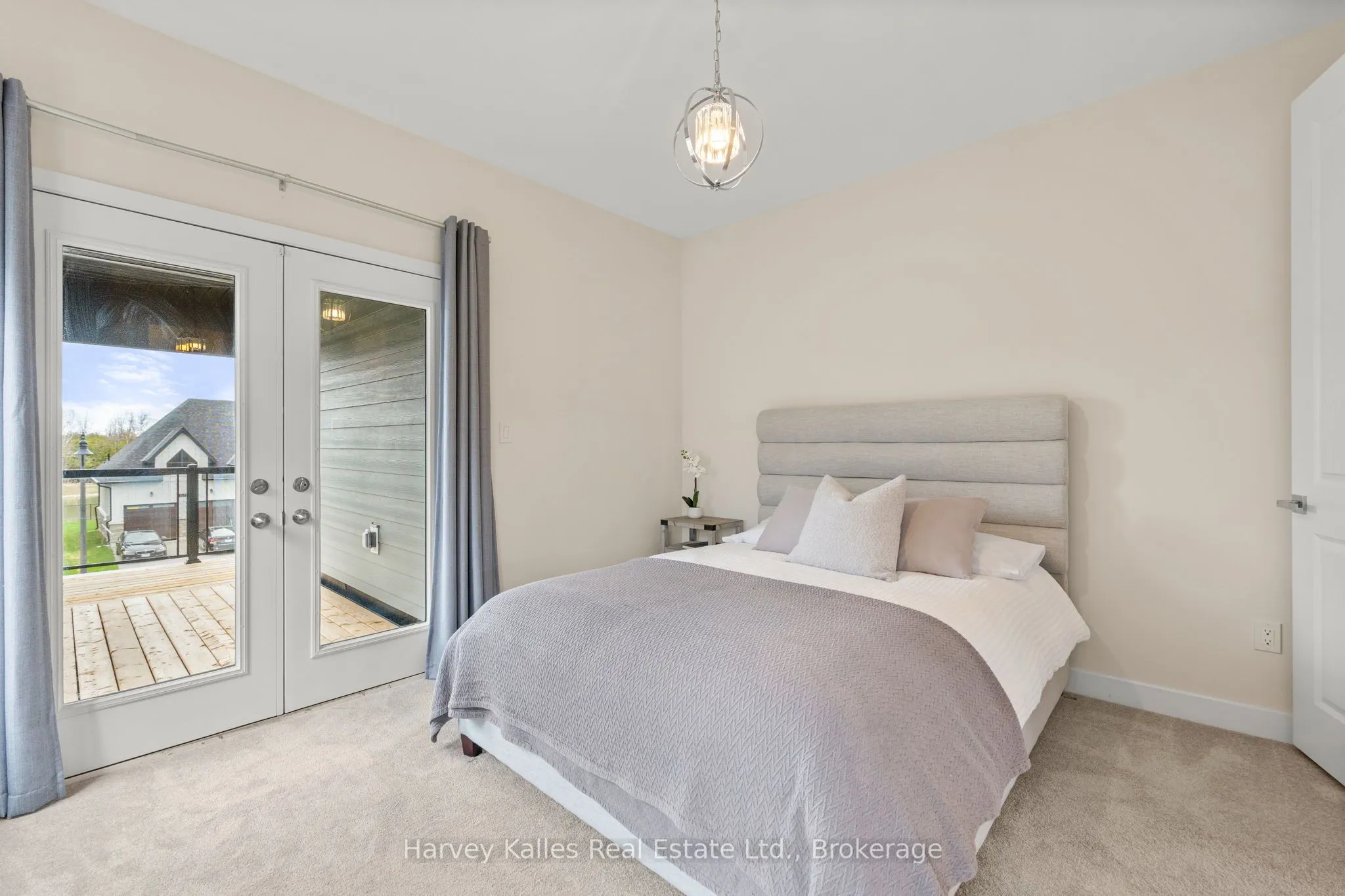 157 Springside Crescent