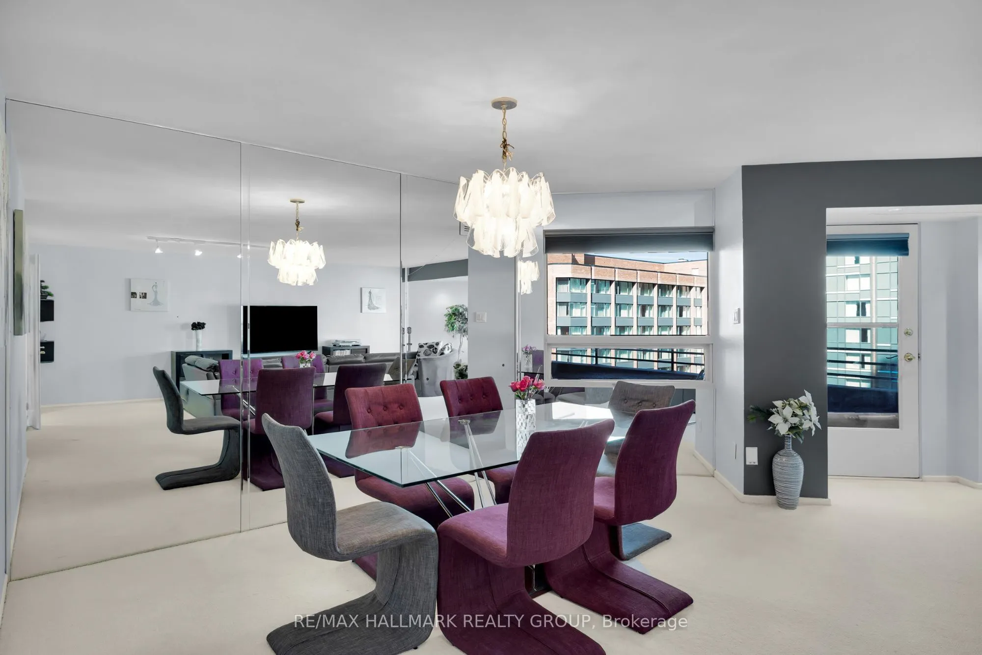 151 Bay Street #810