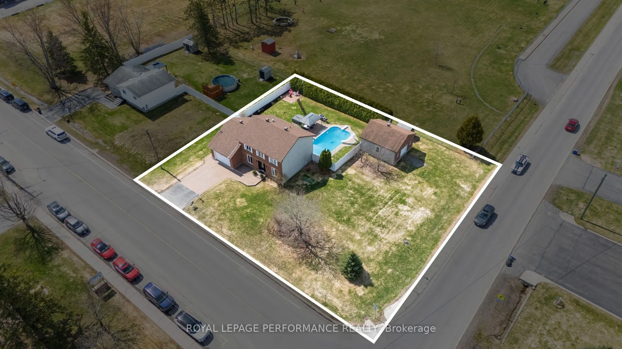 434 Lemay Street