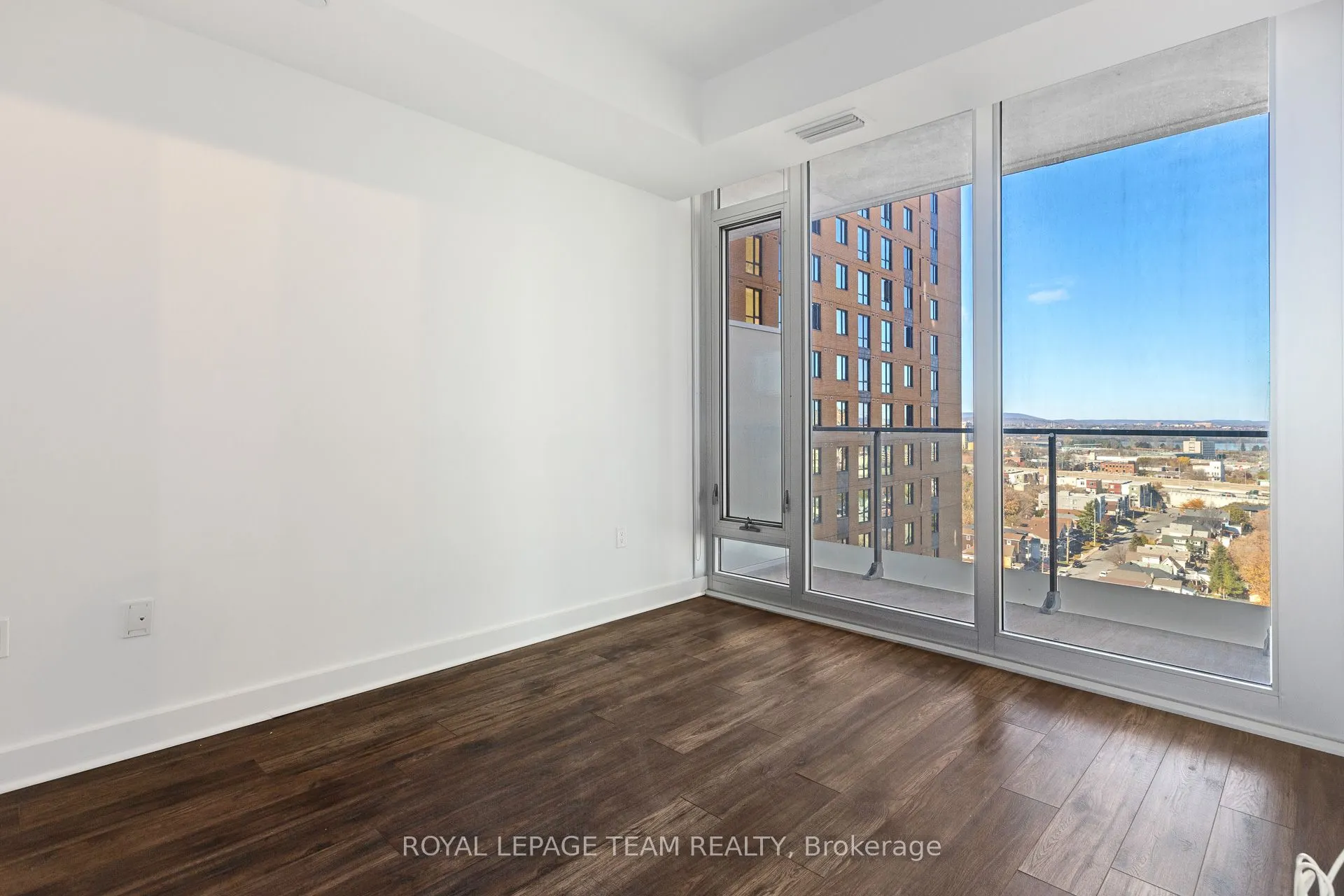 111 Champagne Avenue S #1506