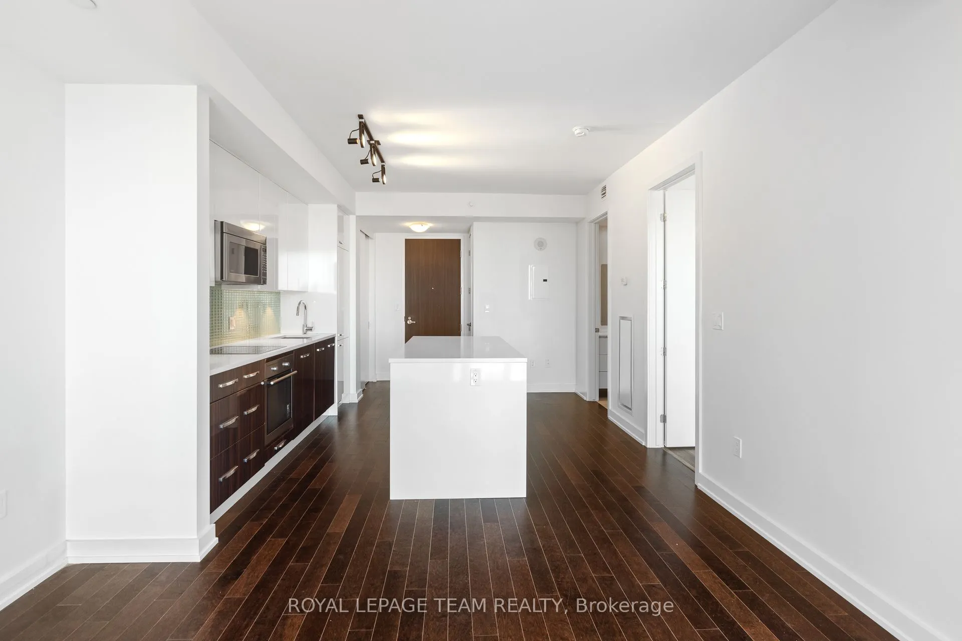 111 Champagne Avenue S #1506