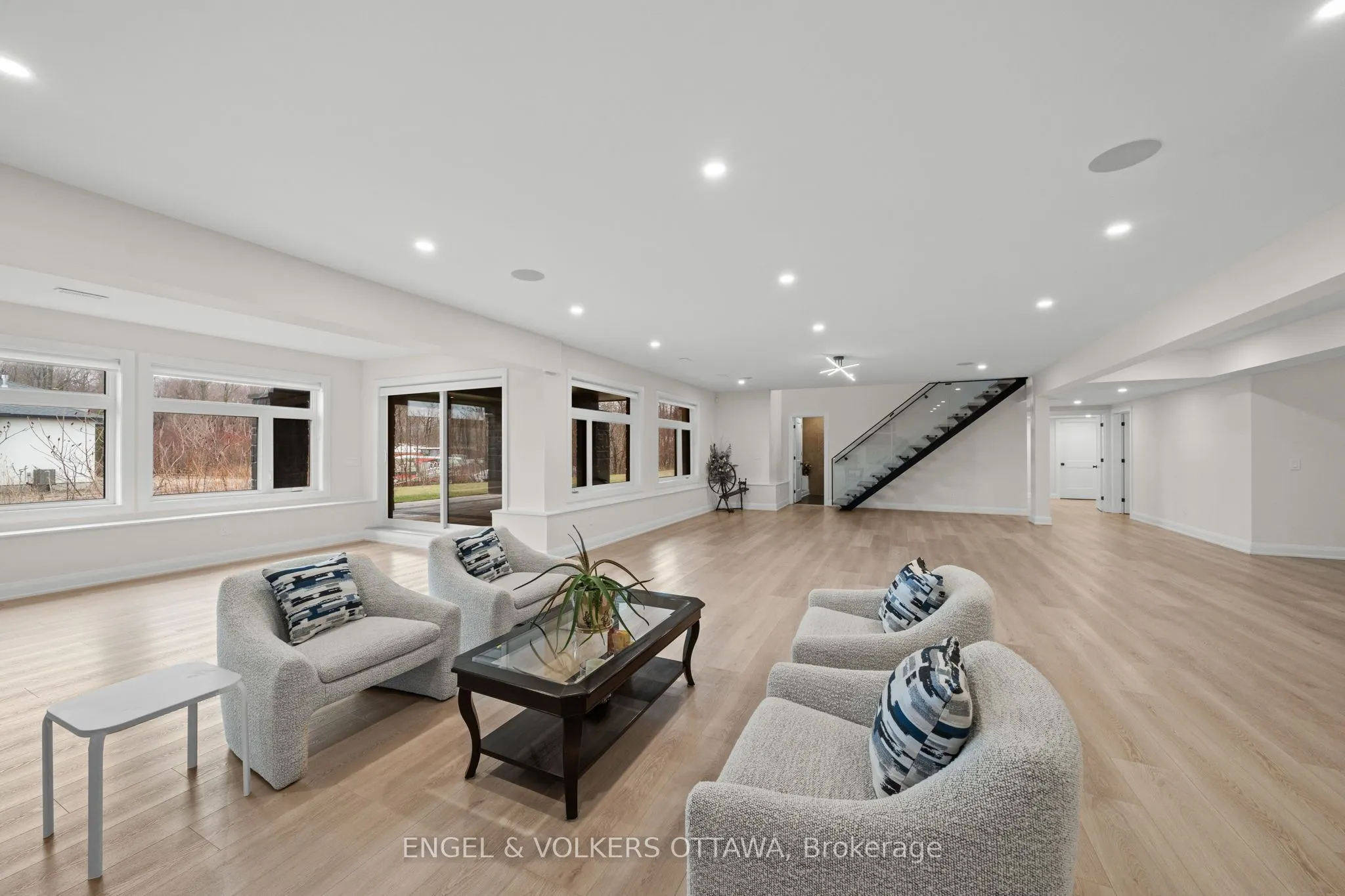 1600 Nightshade Place