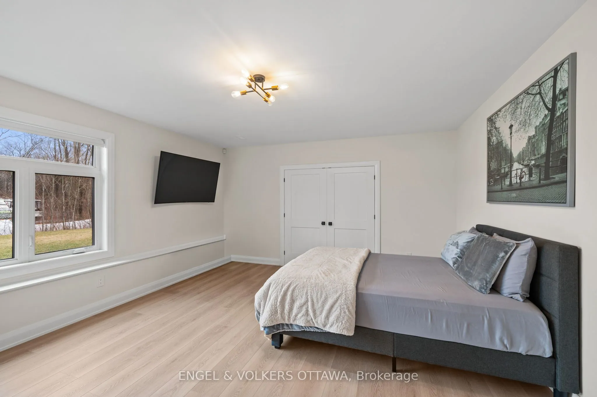1600 Nightshade Place