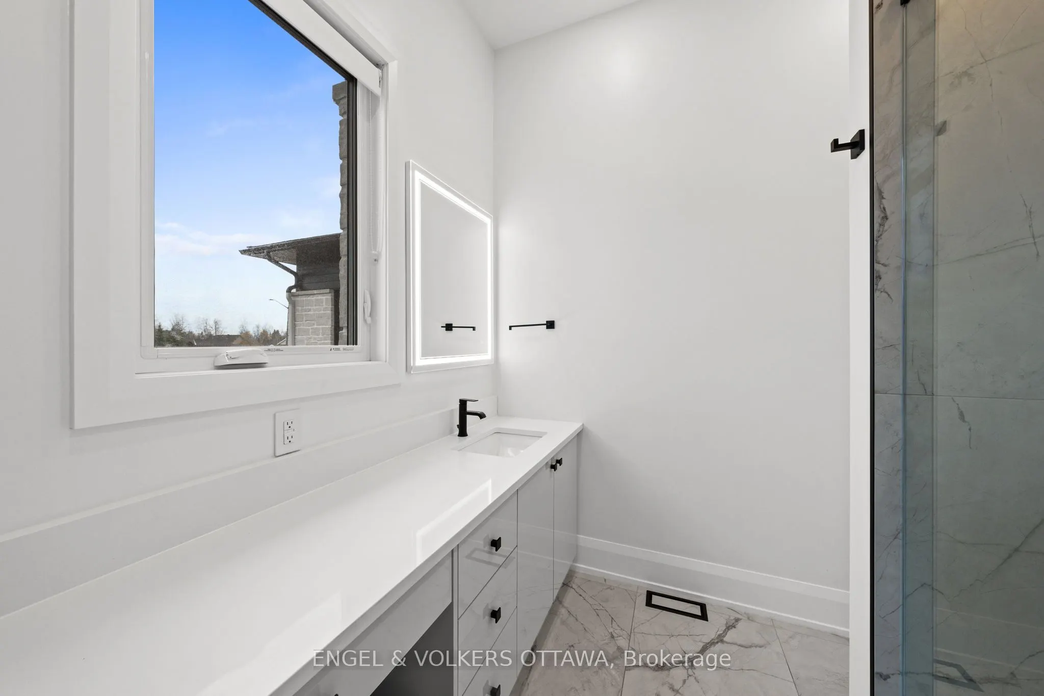 1600 Nightshade Place