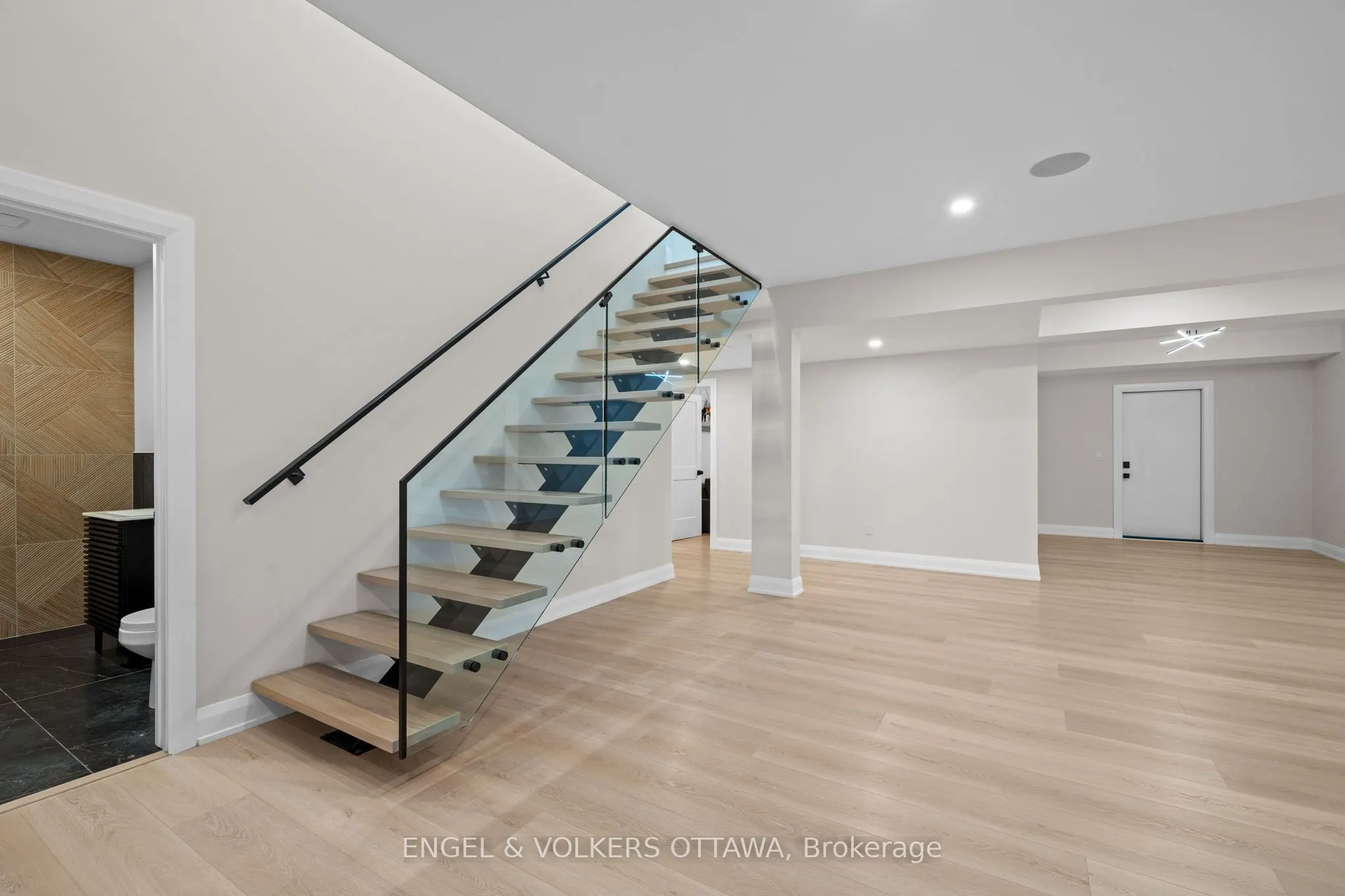 1600 Nightshade Place