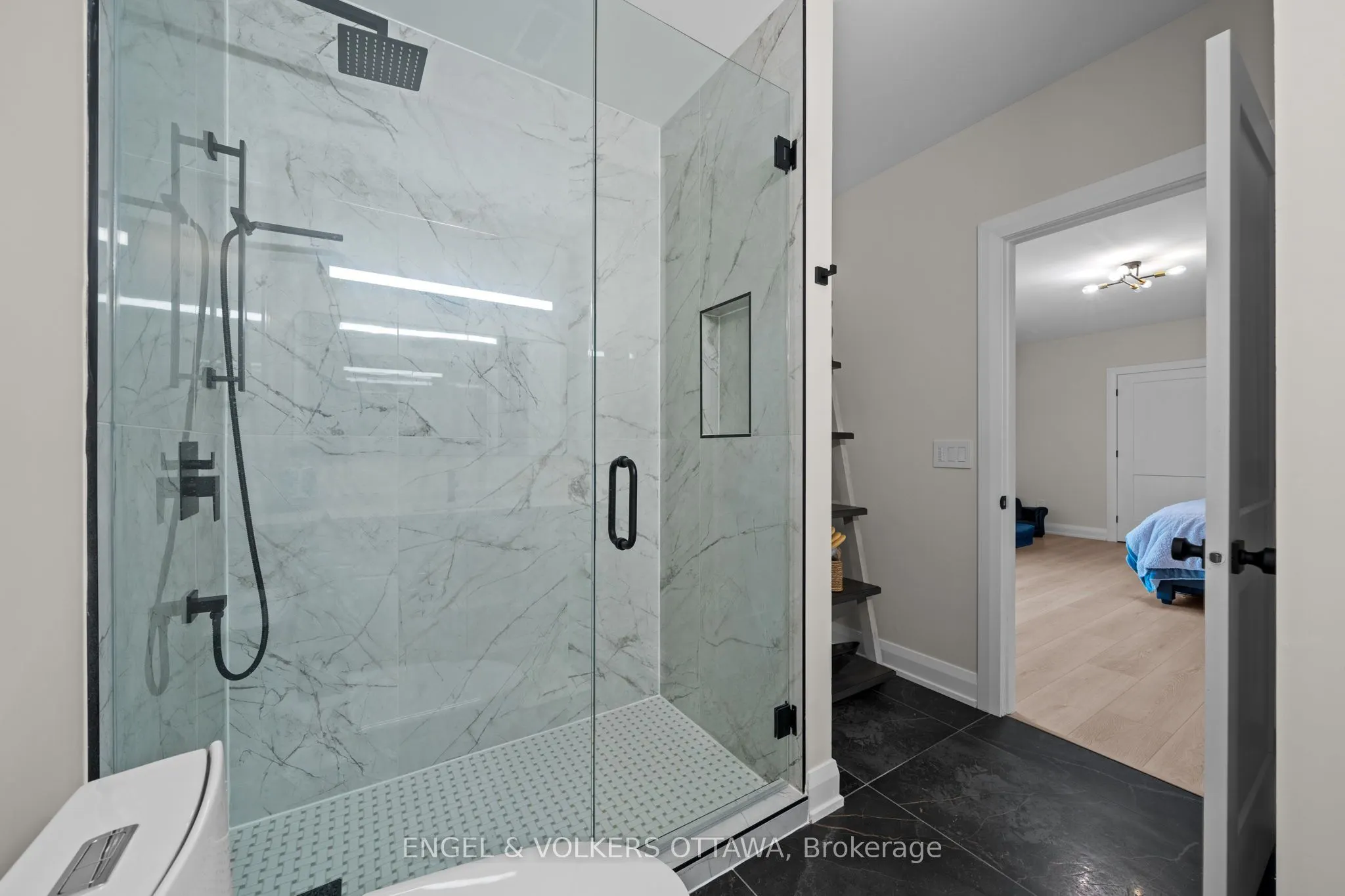 1600 Nightshade Place