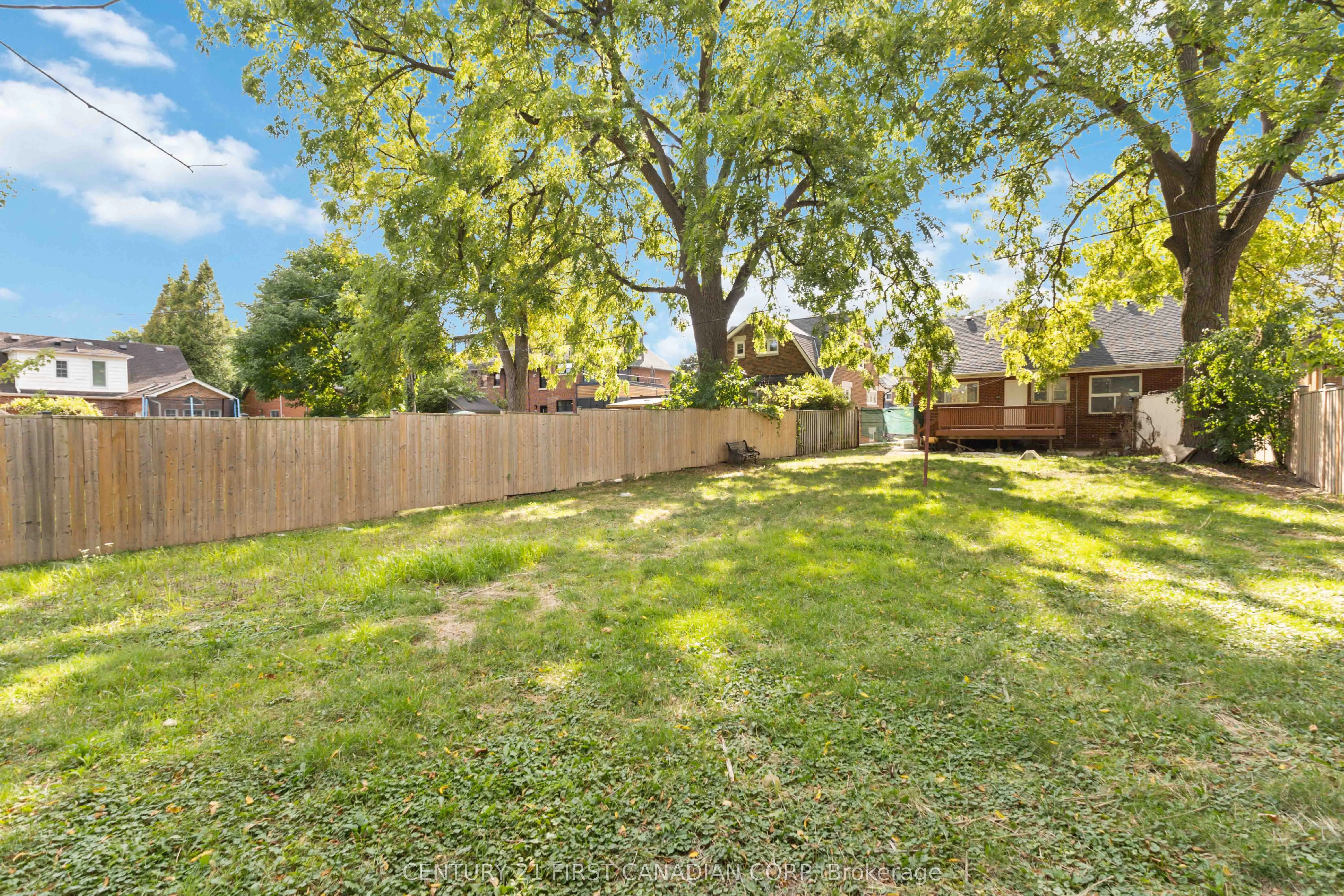 122 Windsor Crescent