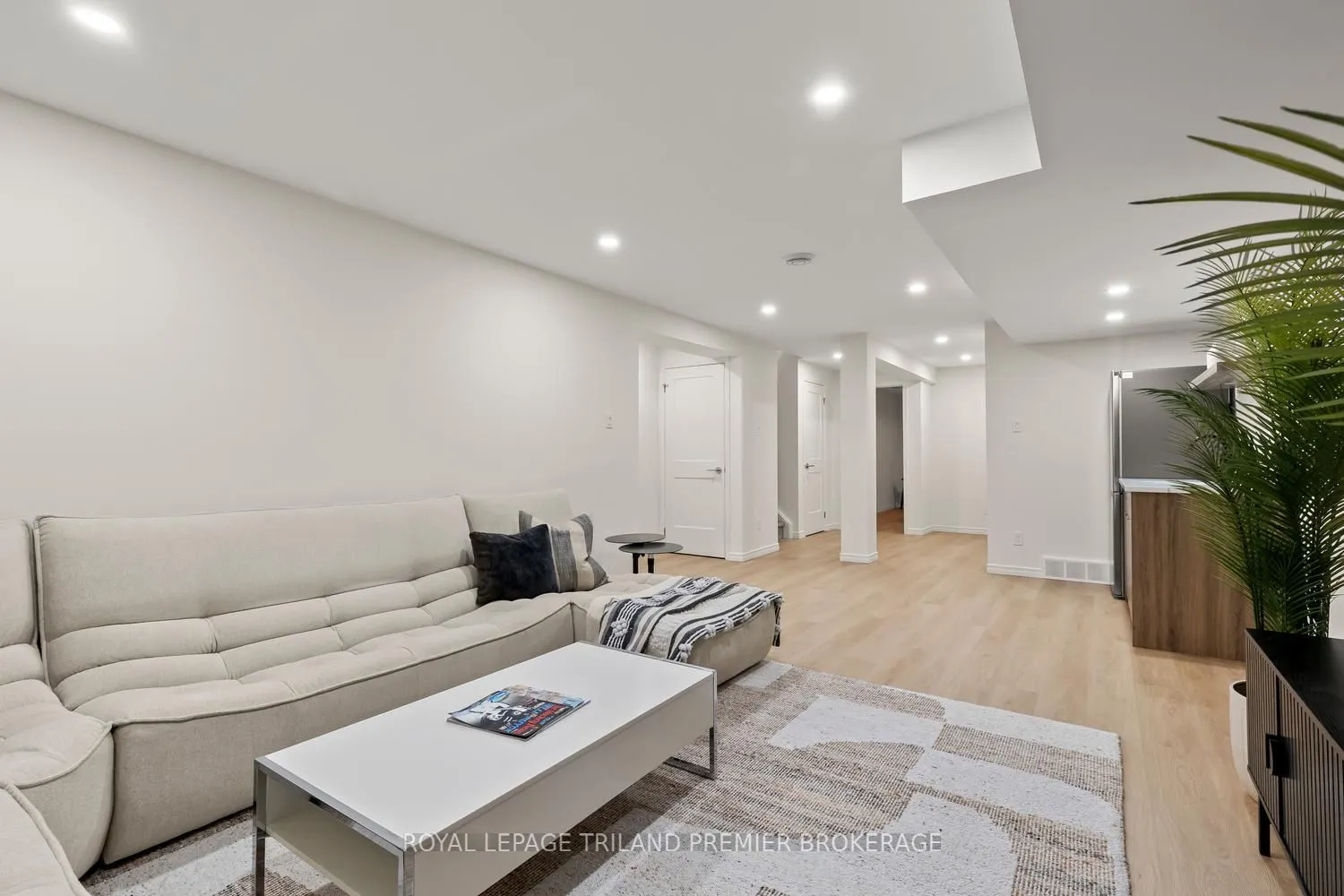 215 North Centre Road #20