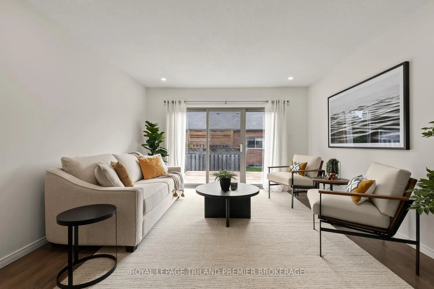 215 North Centre Road #20