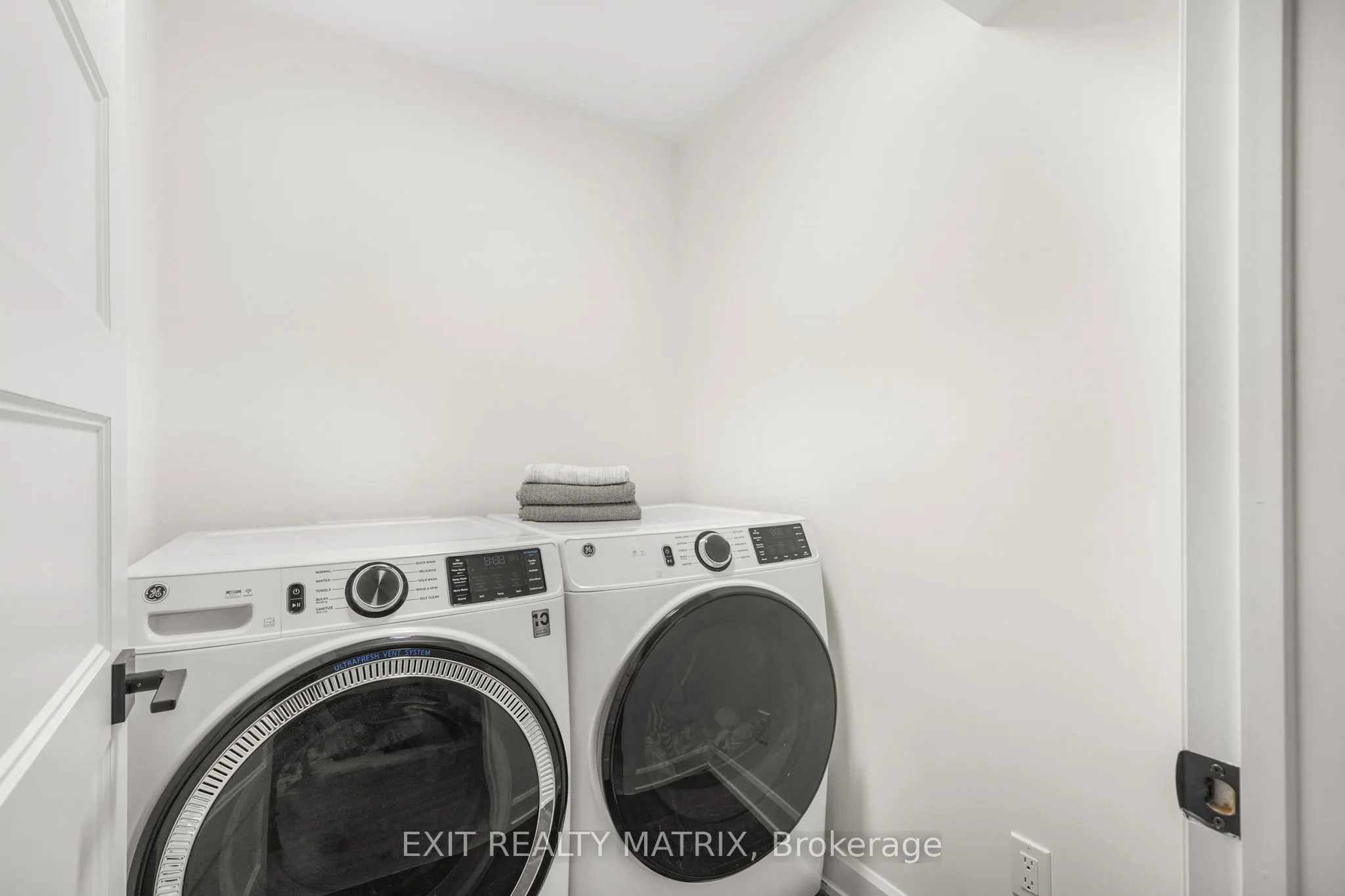 1200 Montblanc Crescent