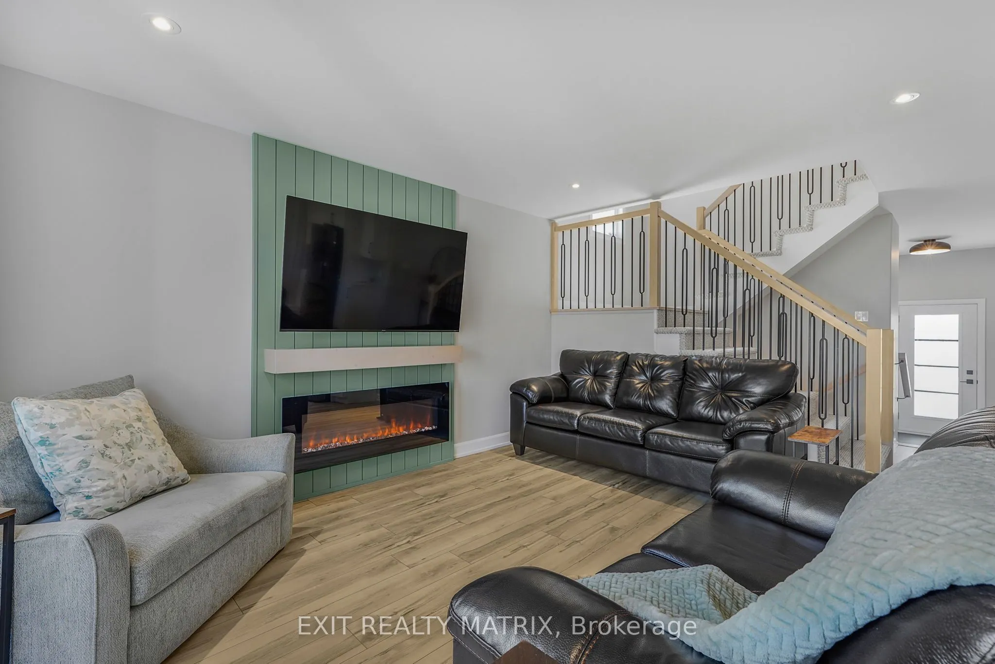 1202 Montblanc Crescent