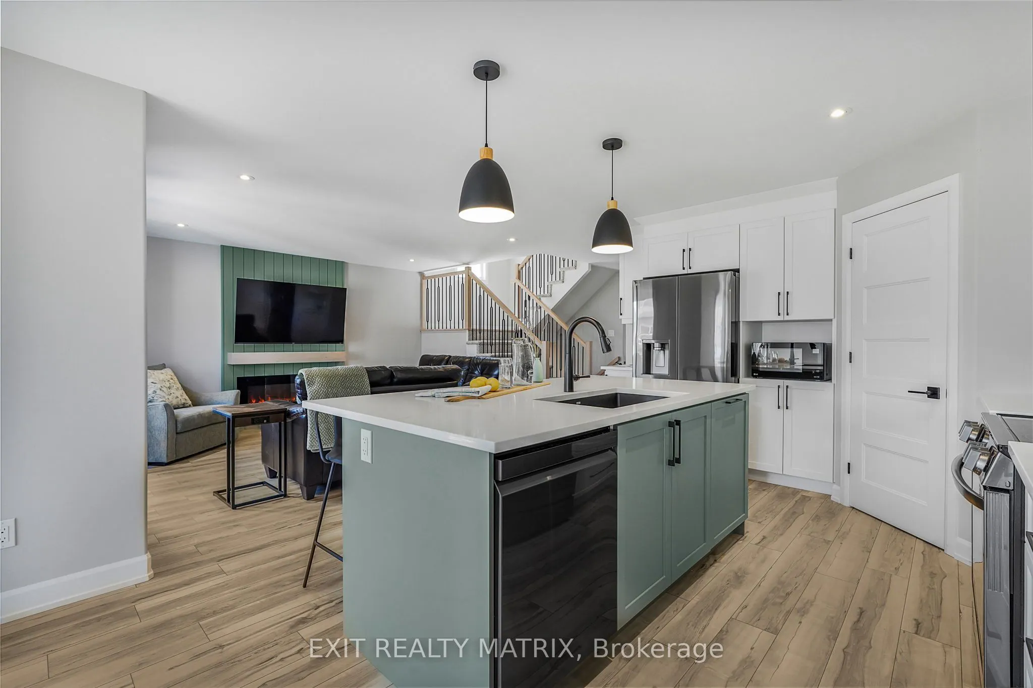 1202 Montblanc Crescent