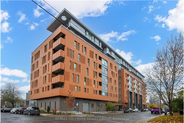 135 Barrette Street #607