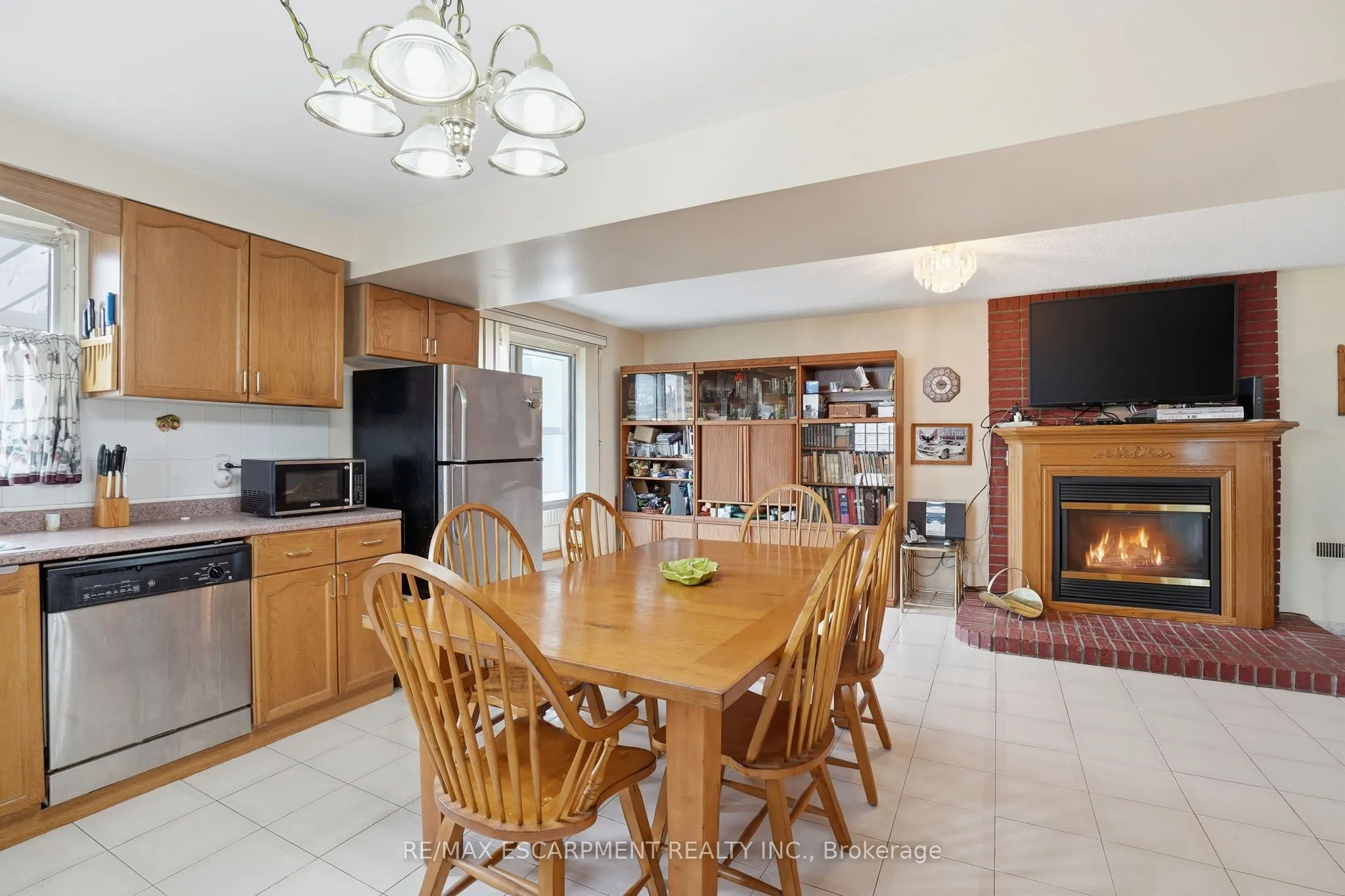233 Fruitland Road