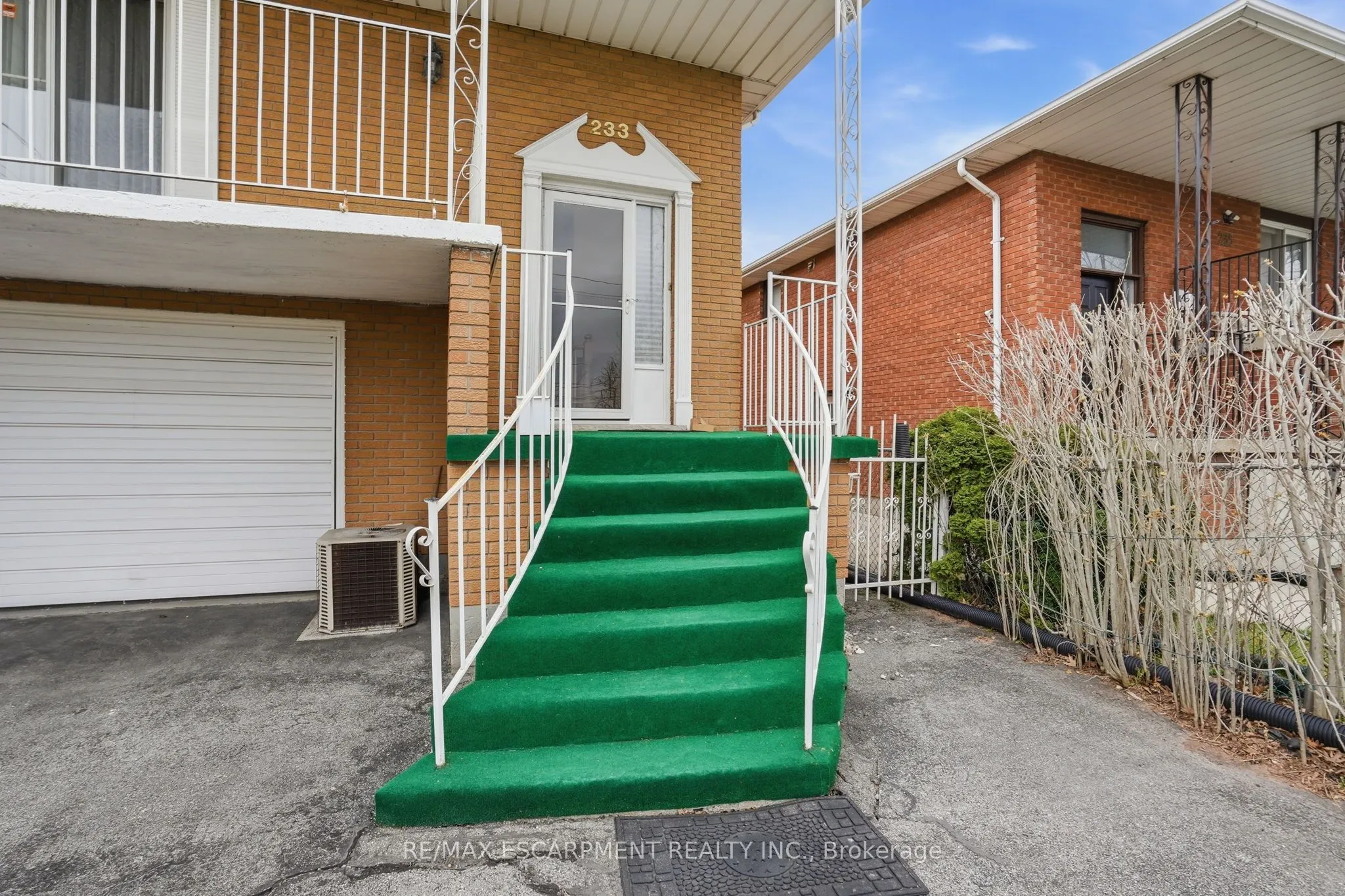 233 Fruitland Road