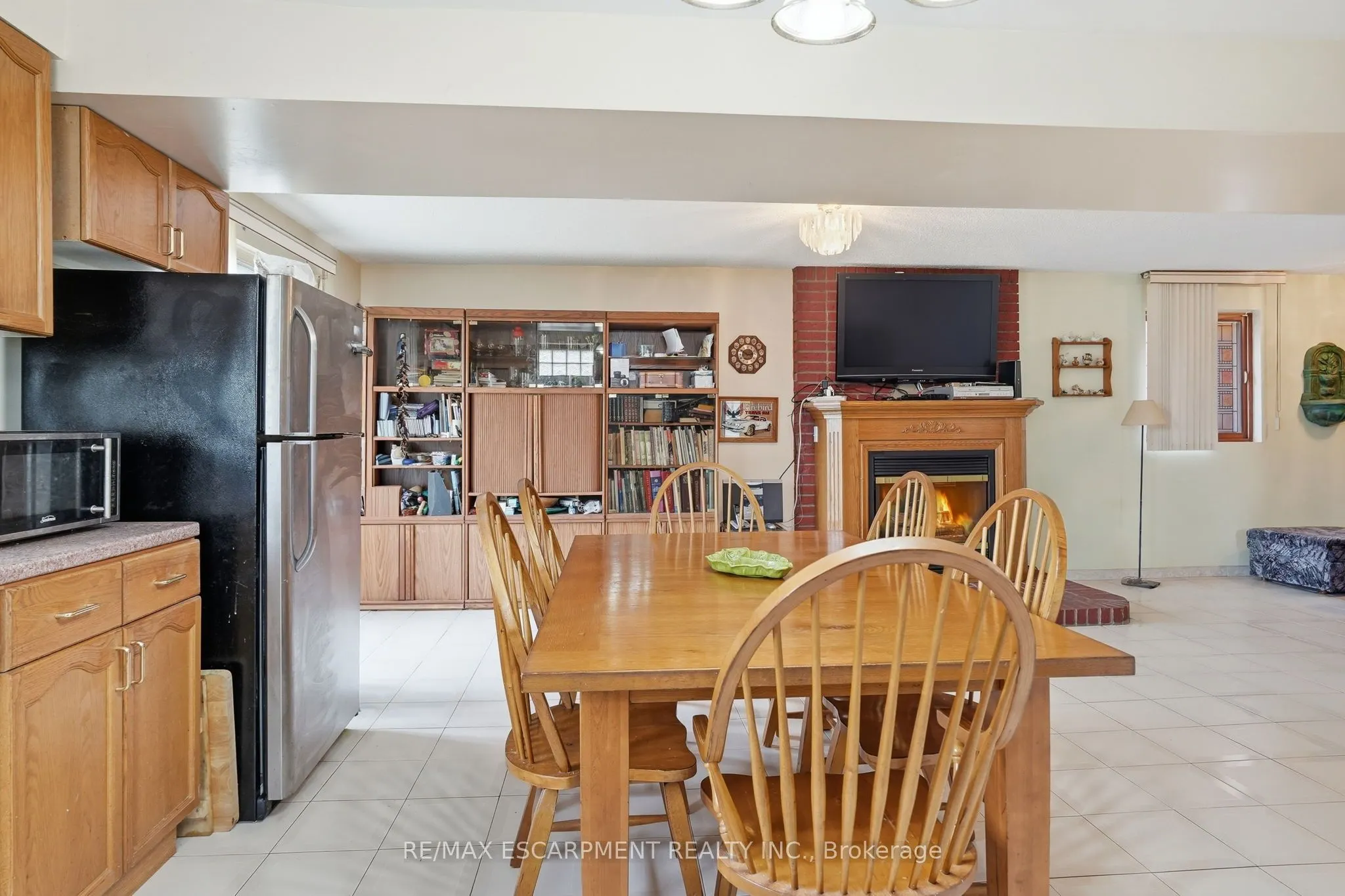 233 Fruitland Road