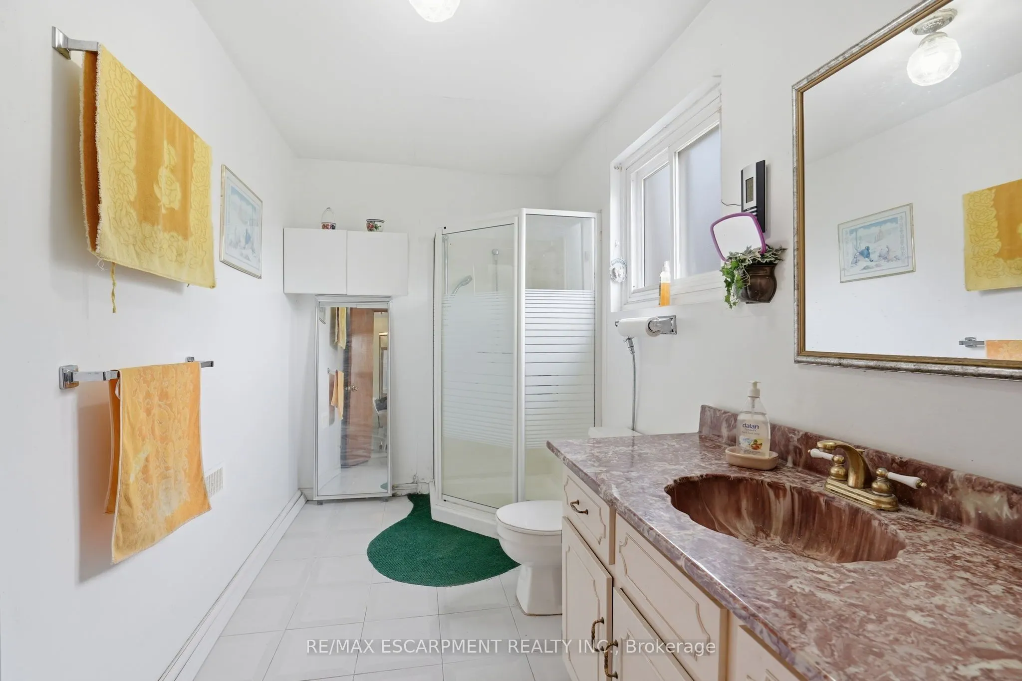 233 Fruitland Road