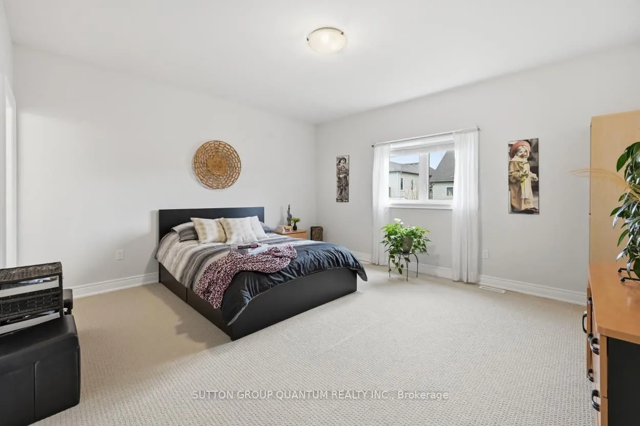 420 Williams Crescent