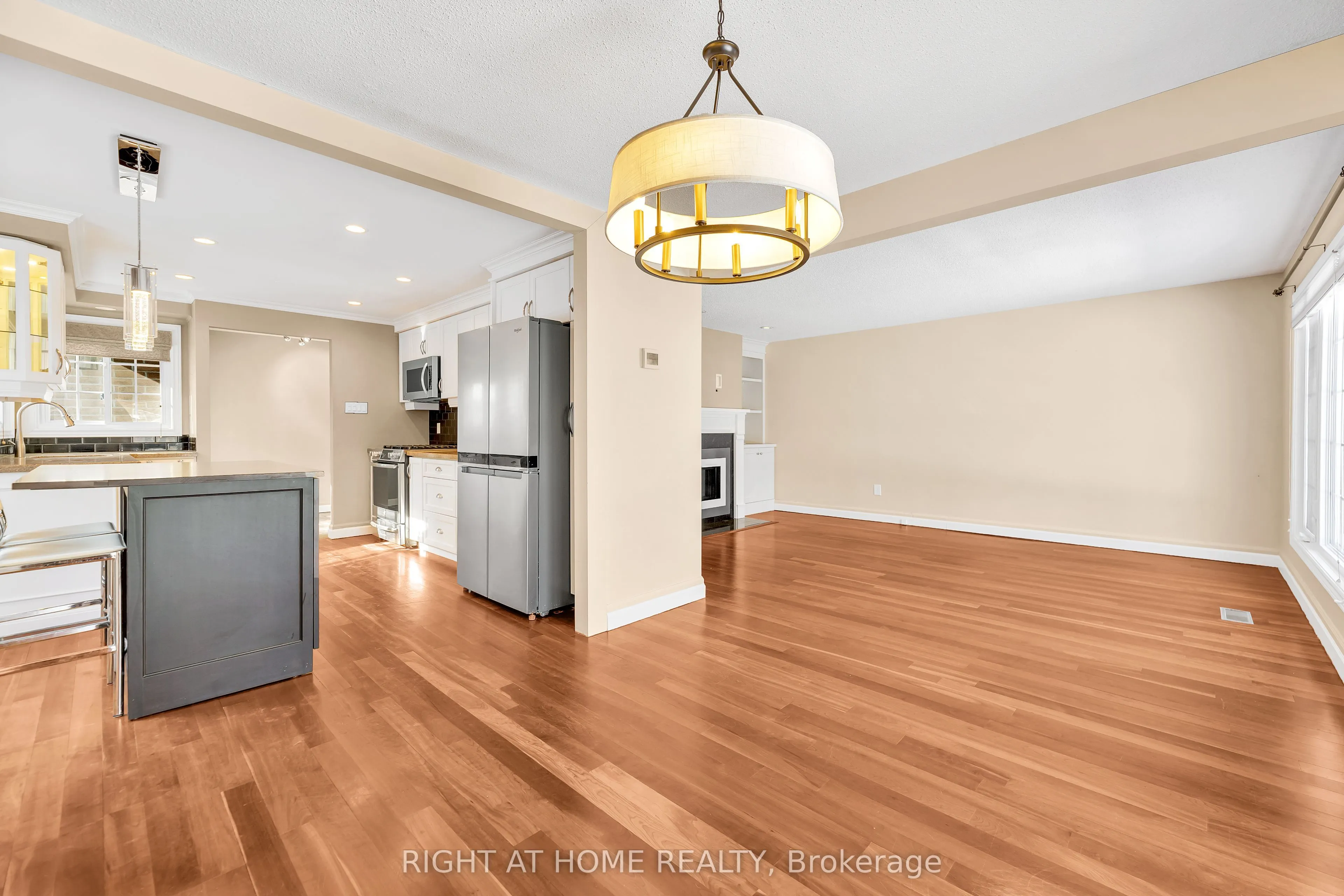 104 Woodlawn Road E #3