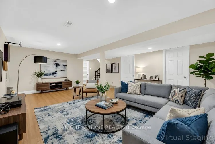 104 Woodlawn Road E #3