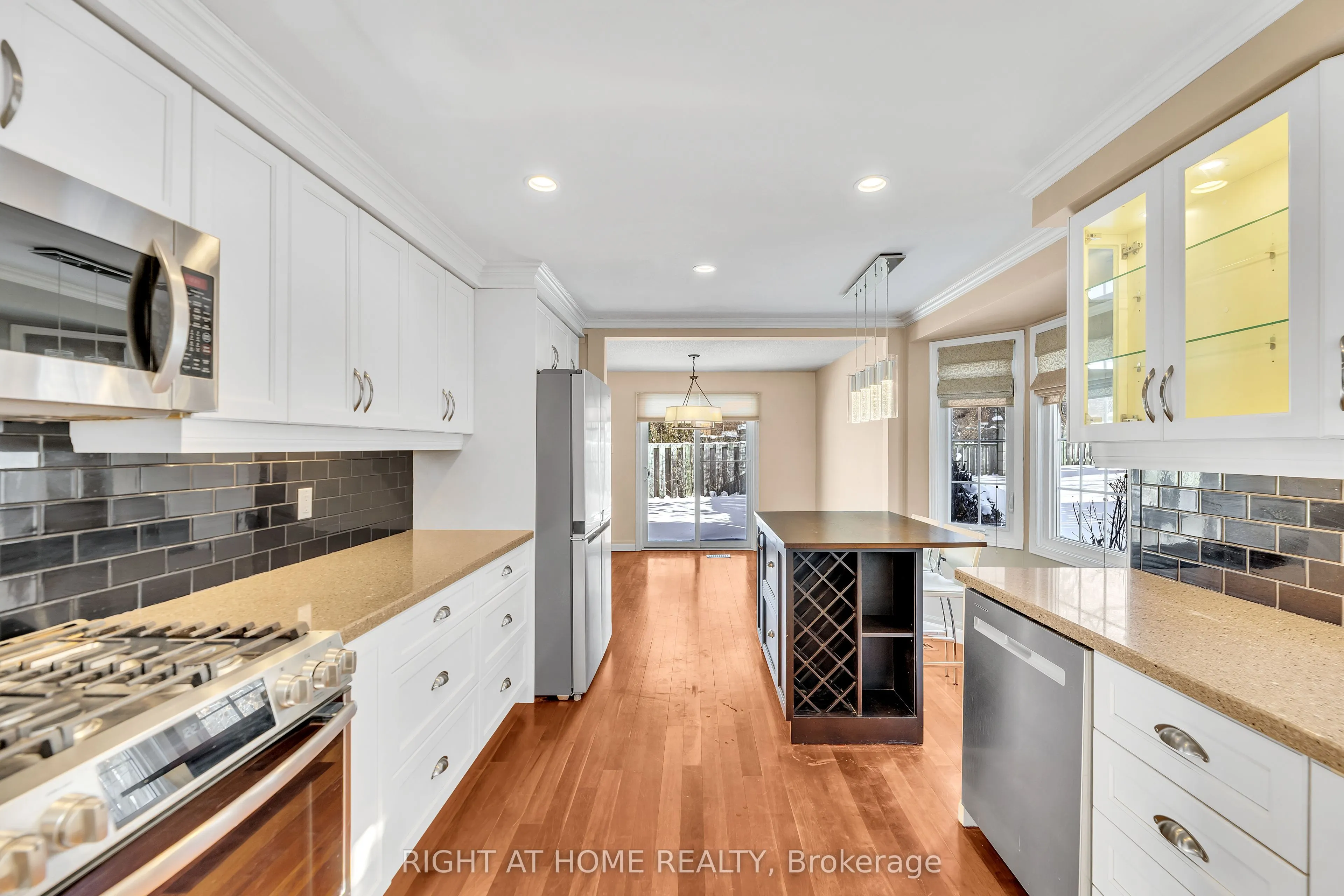104 Woodlawn Road E #3