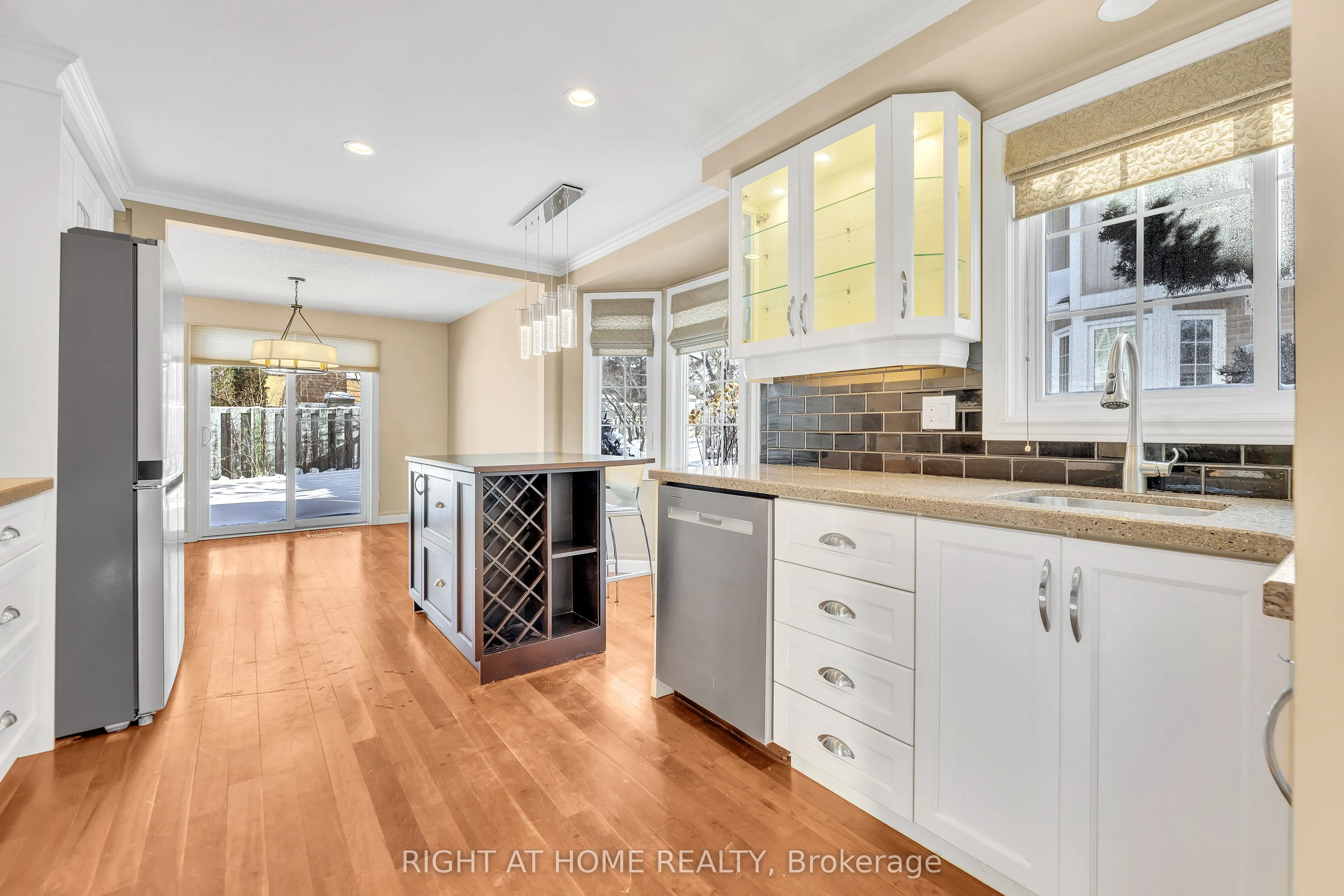 104 Woodlawn Road E #3