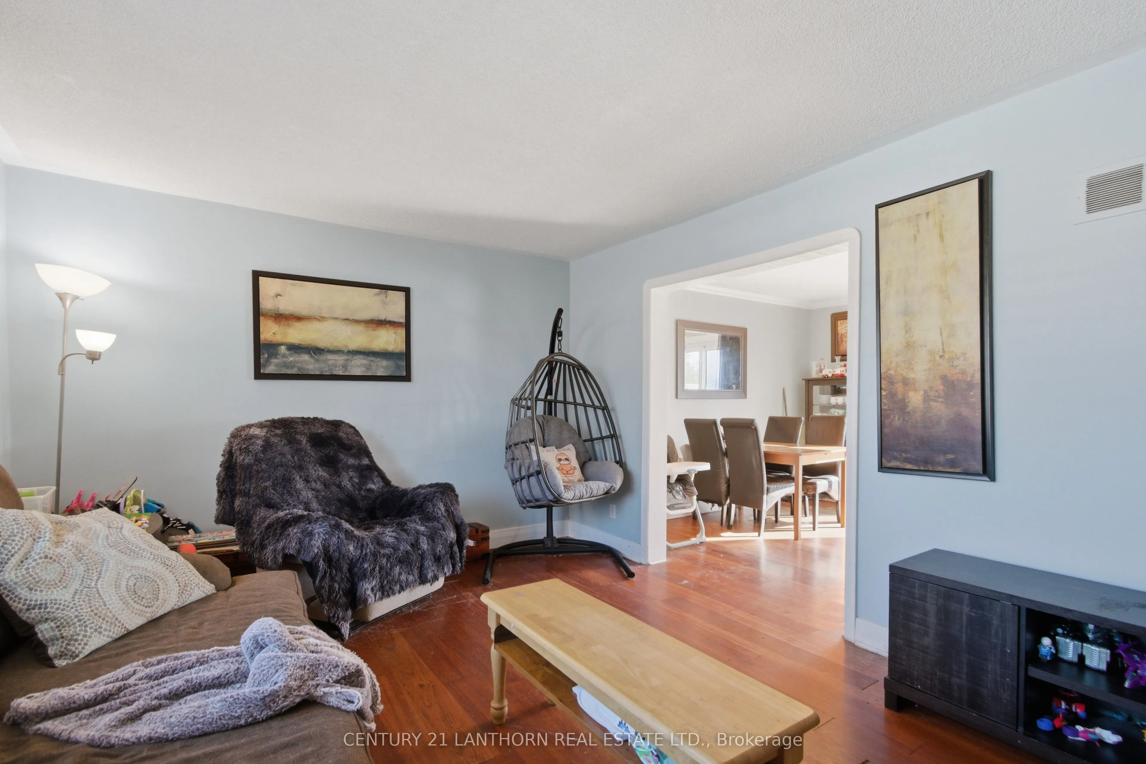1 Clarke Boulevard