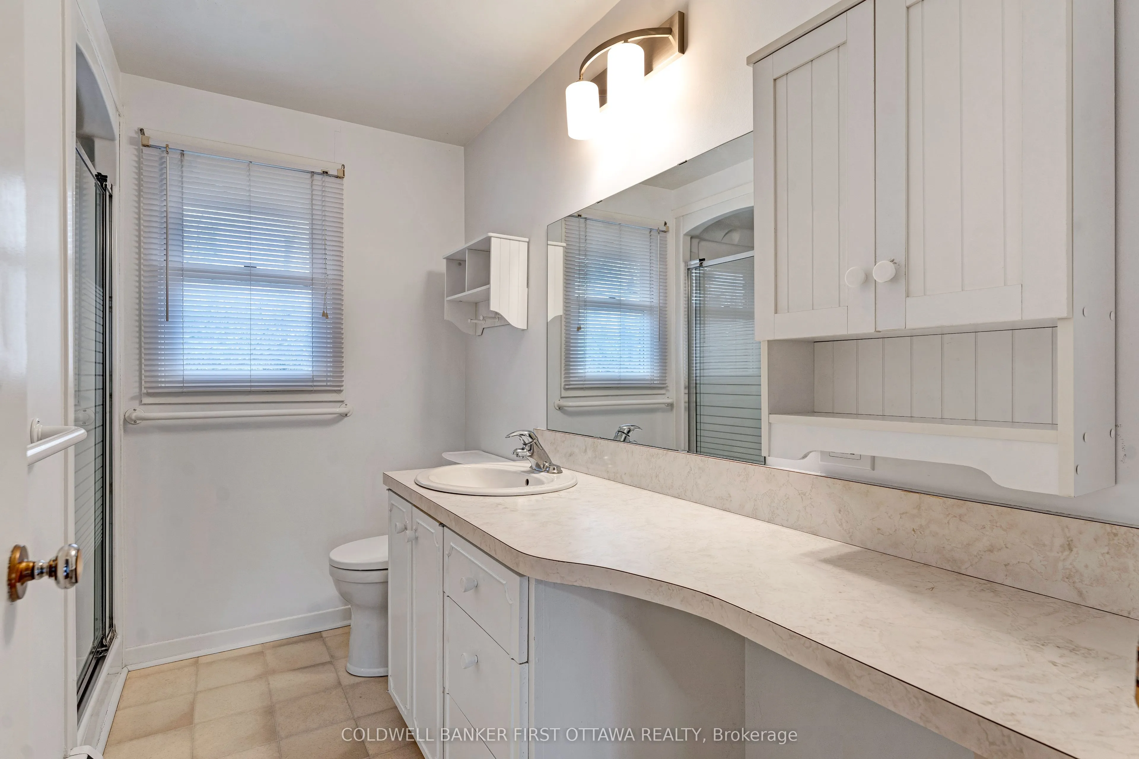 12 Glenview Crescent