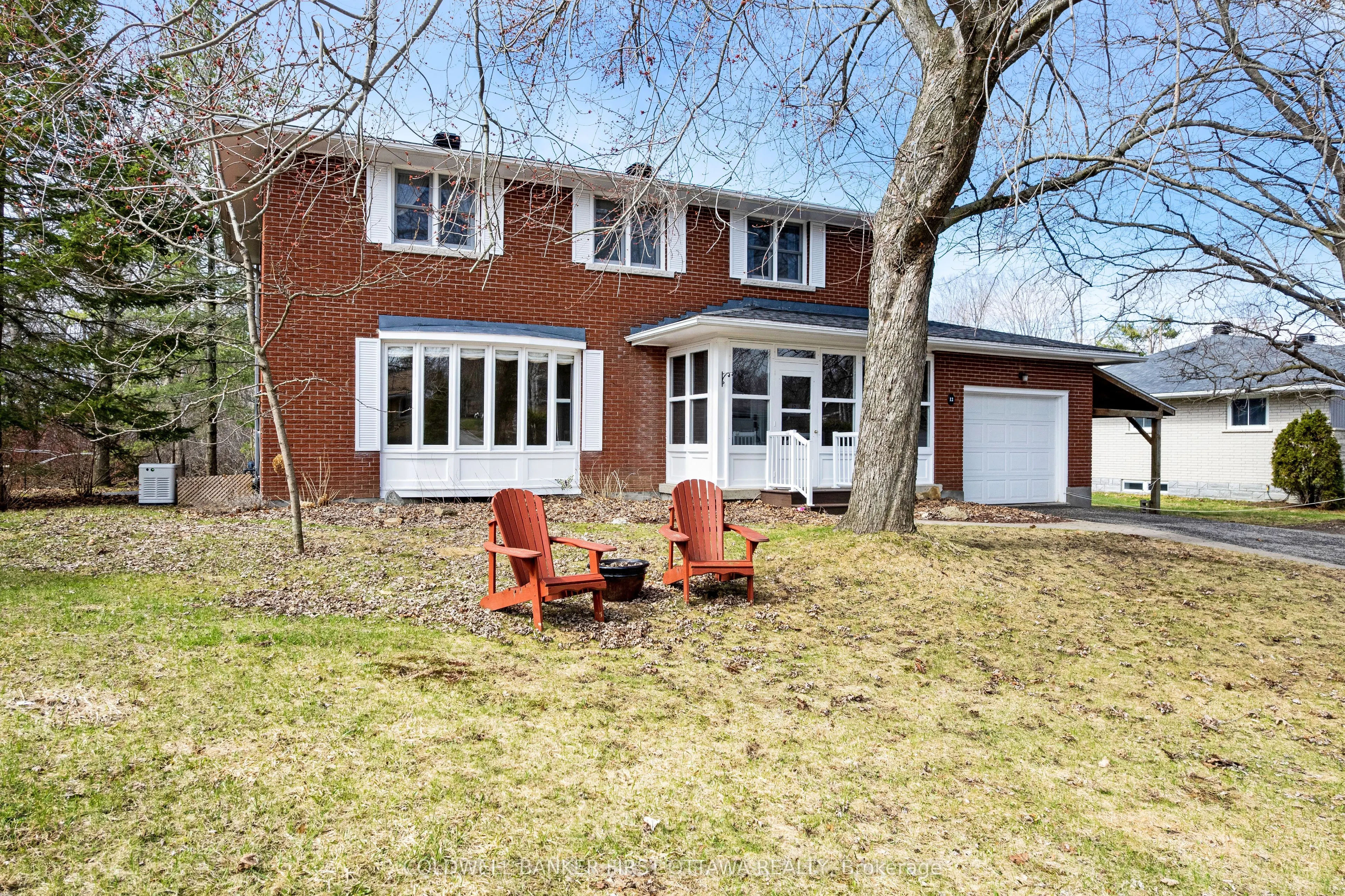 12 Glenview Crescent