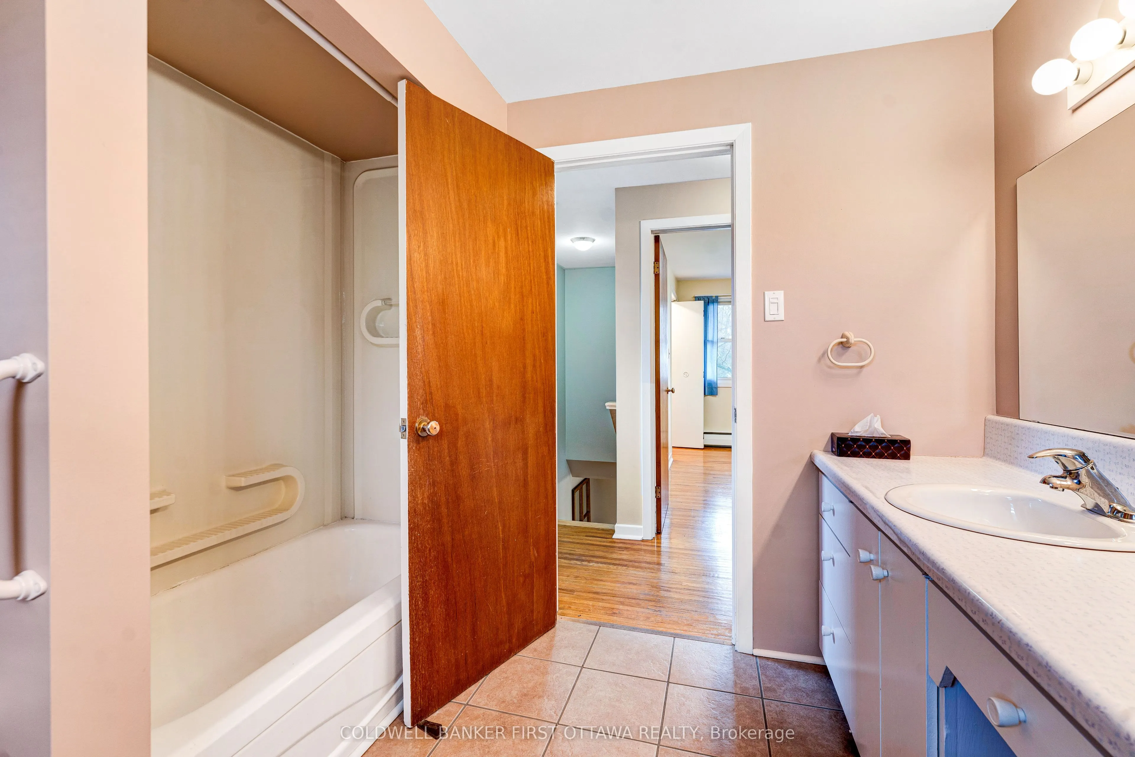 12 Glenview Crescent