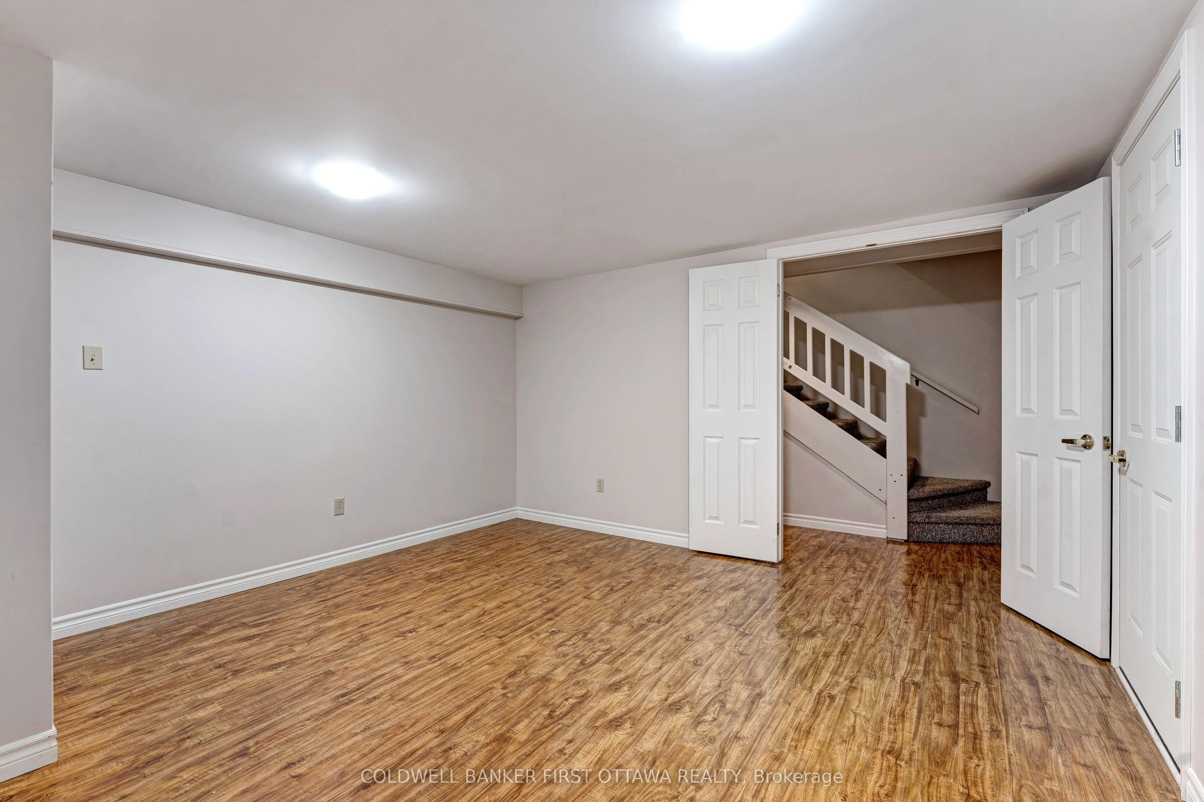 12 Glenview Crescent