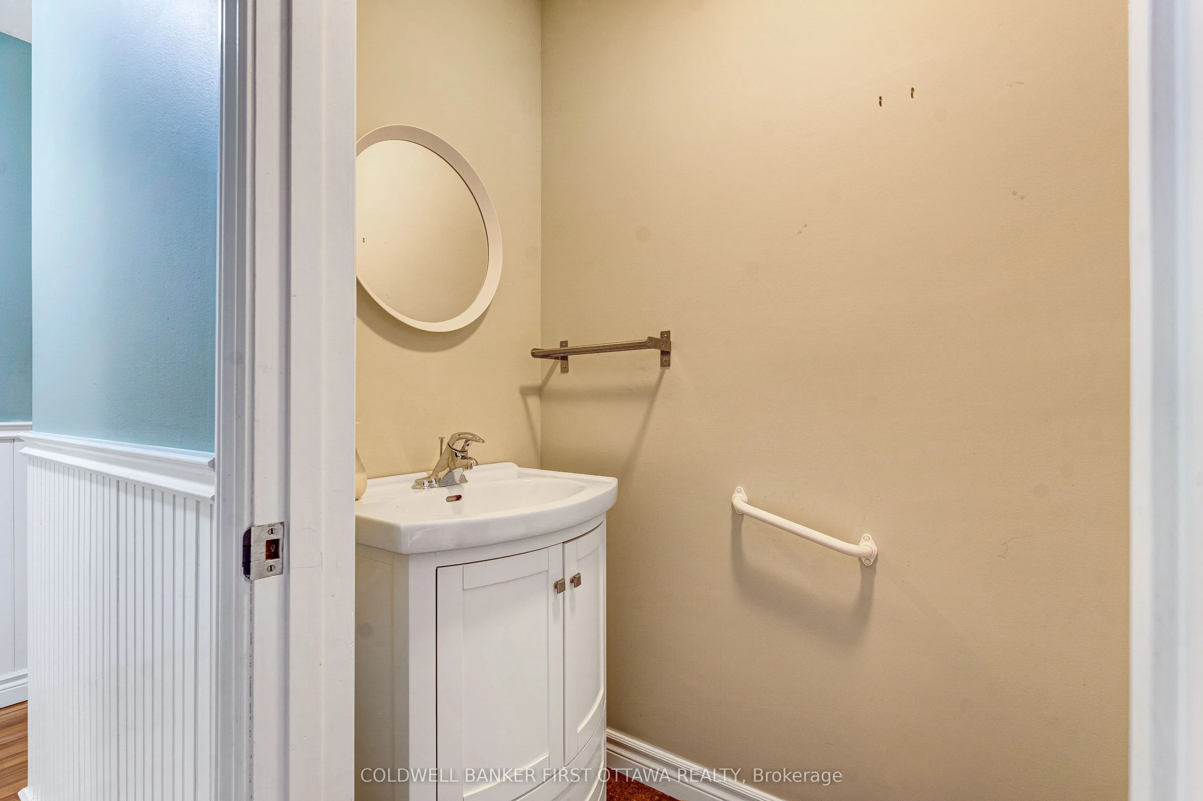 12 Glenview Crescent
