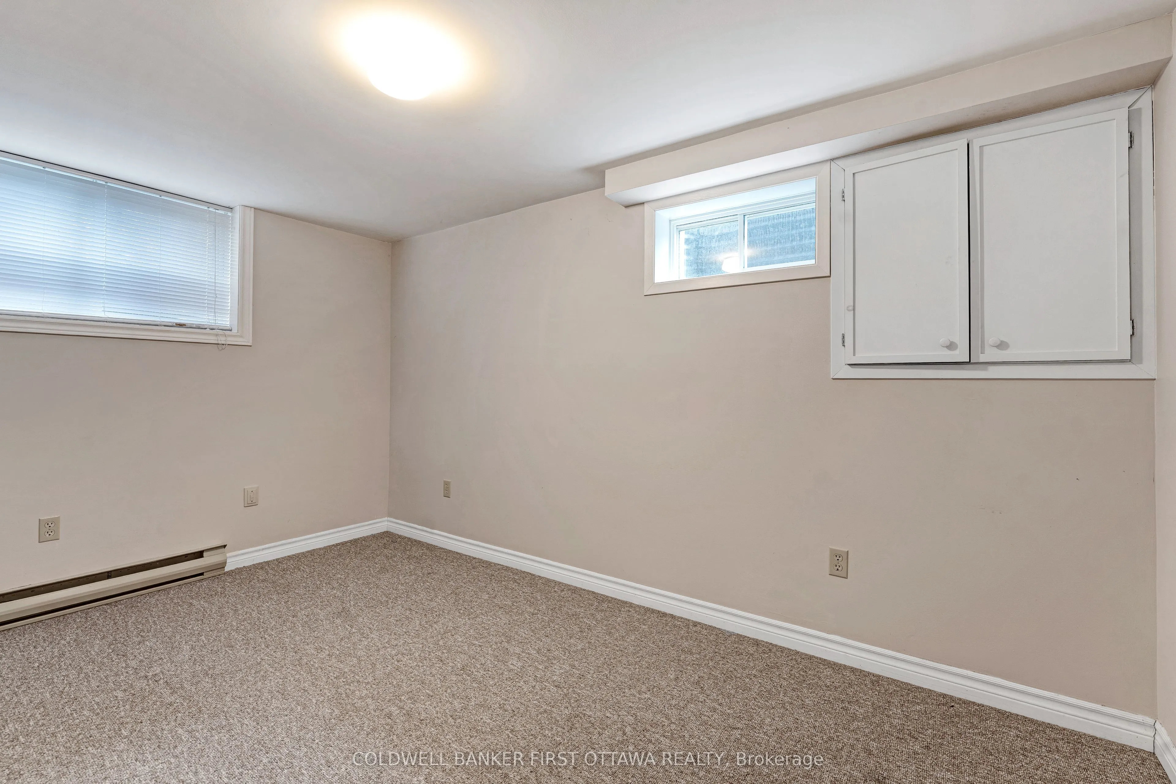12 Glenview Crescent