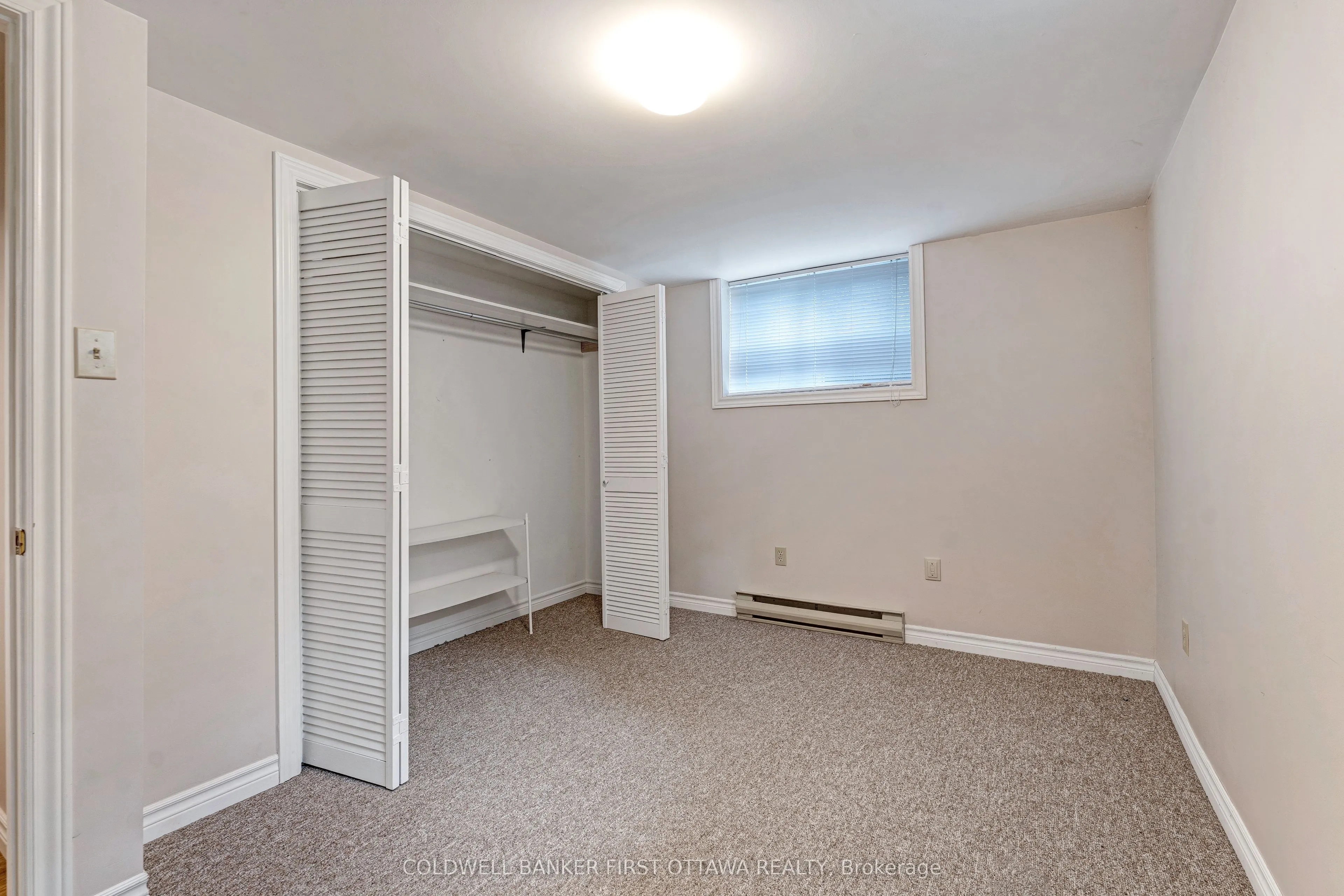 12 Glenview Crescent