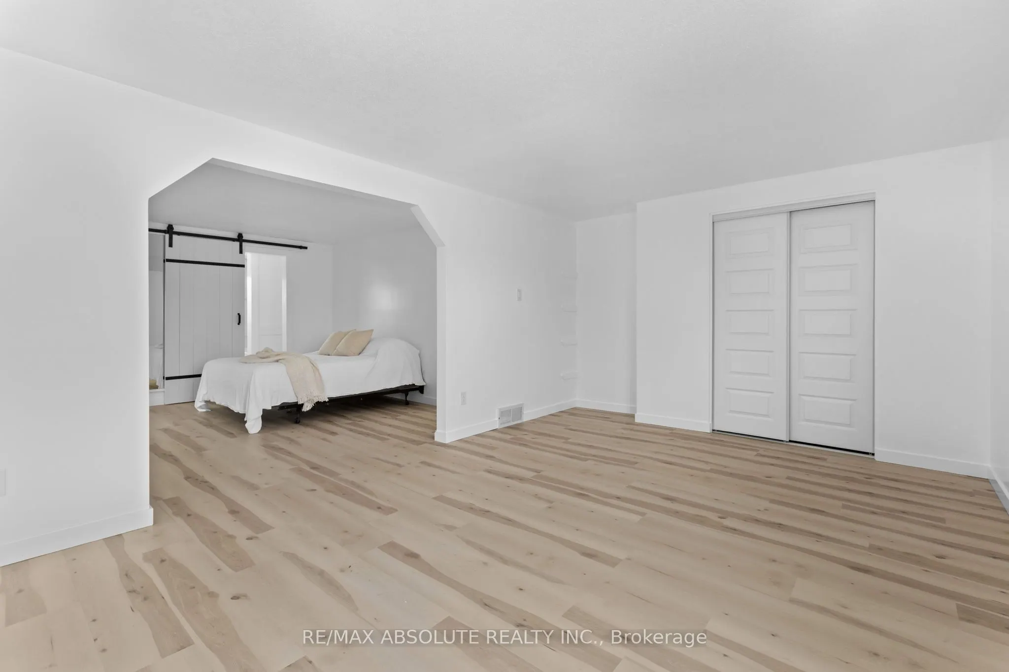 1444 Normandy Crescent