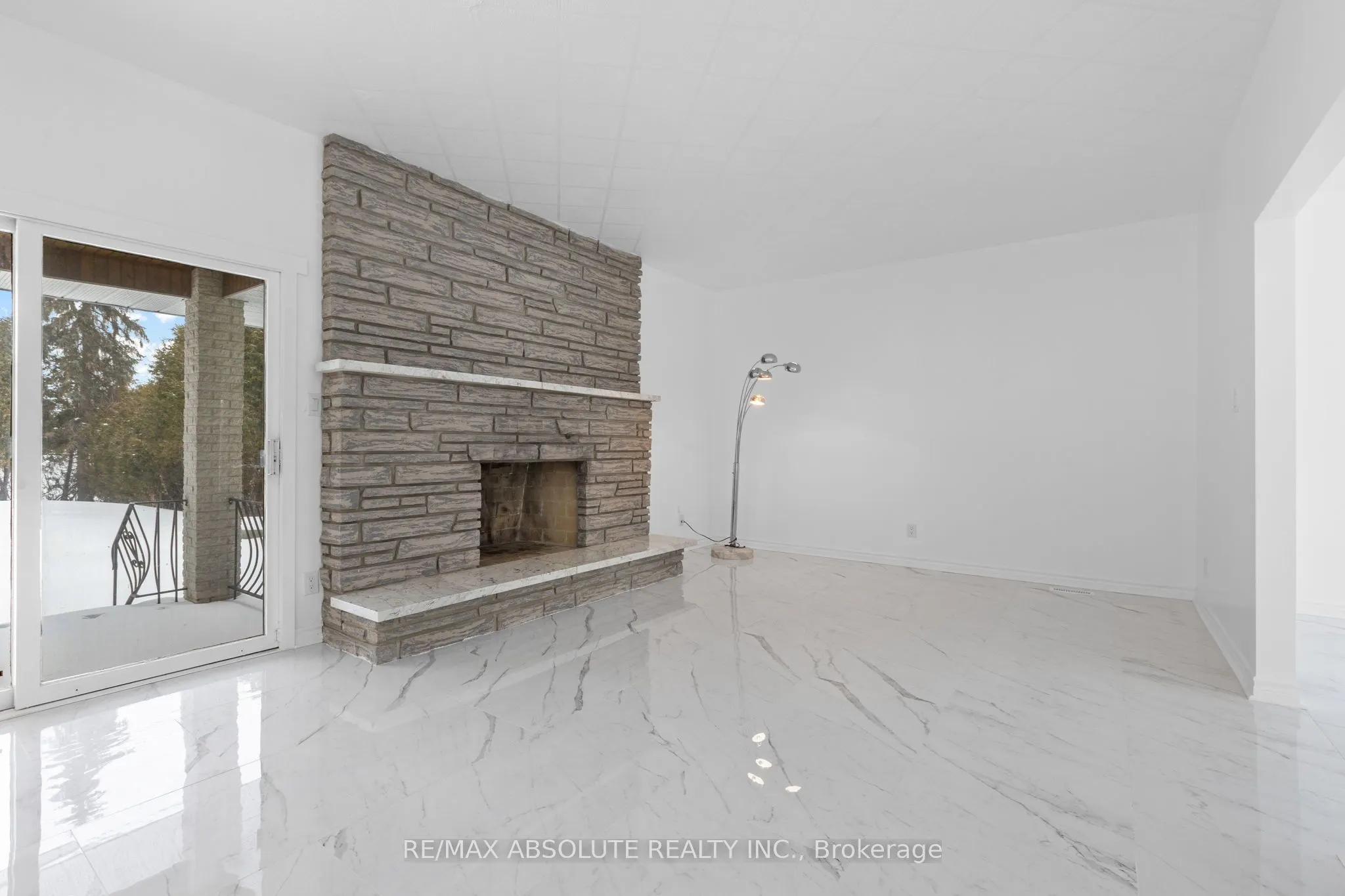 1444 Normandy Crescent