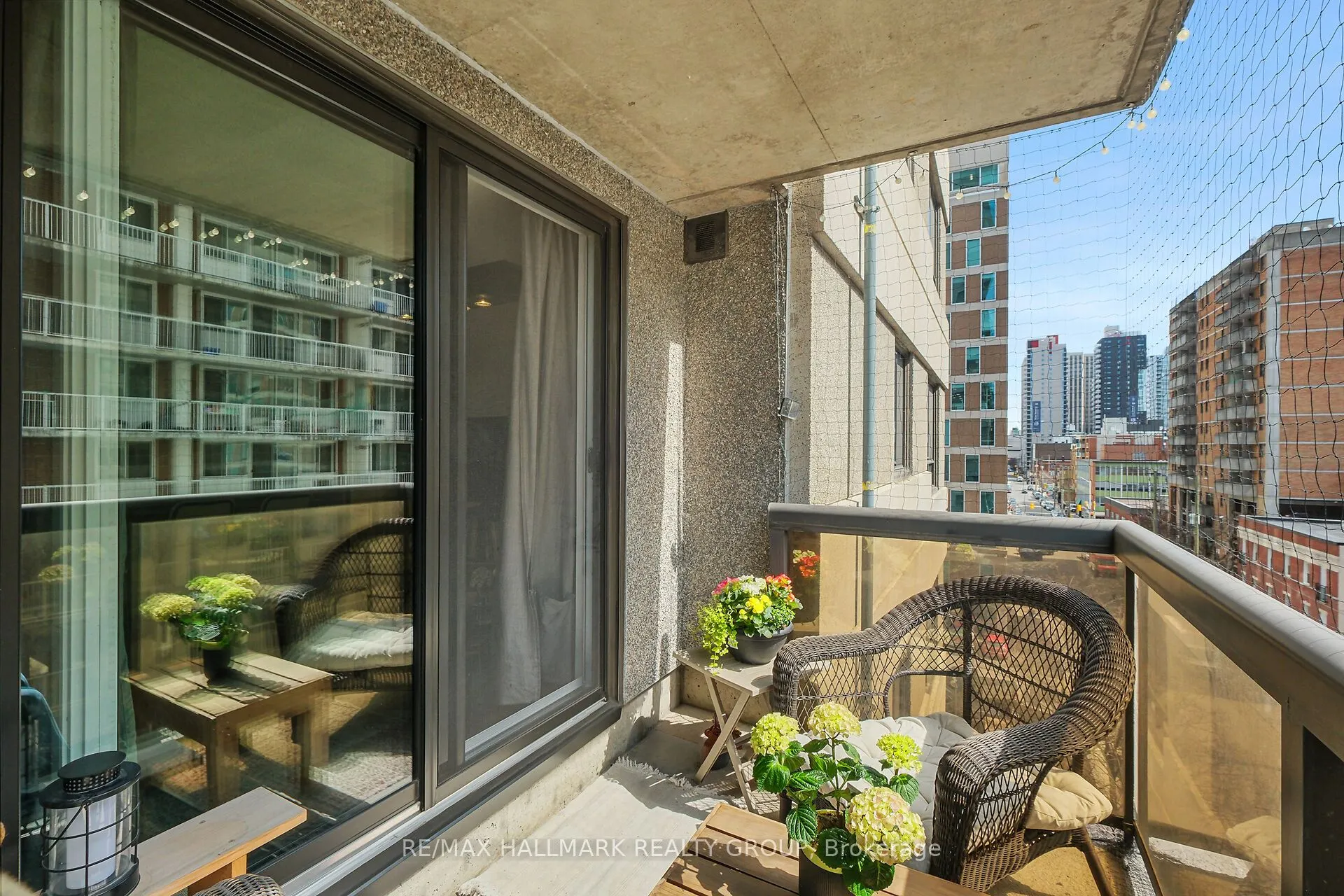 199 Kent Street #604