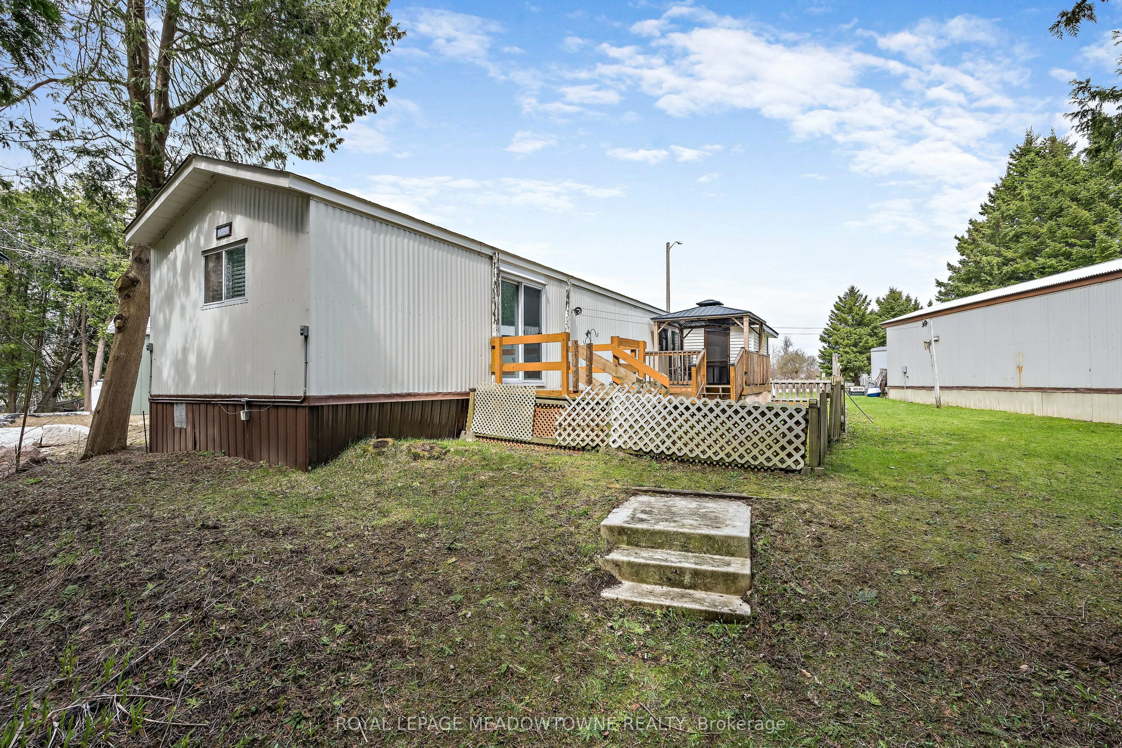 4 Laurel Lane