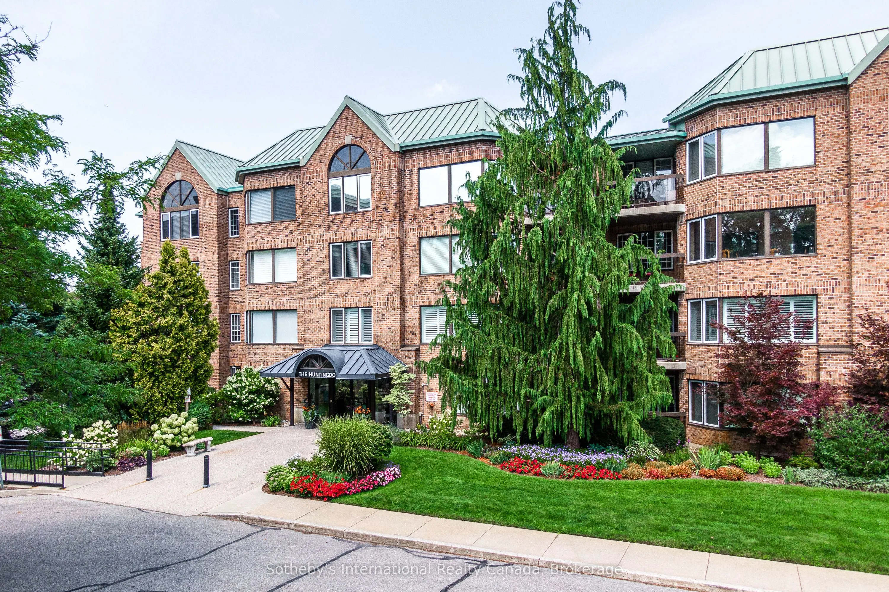 30 Front Street #401