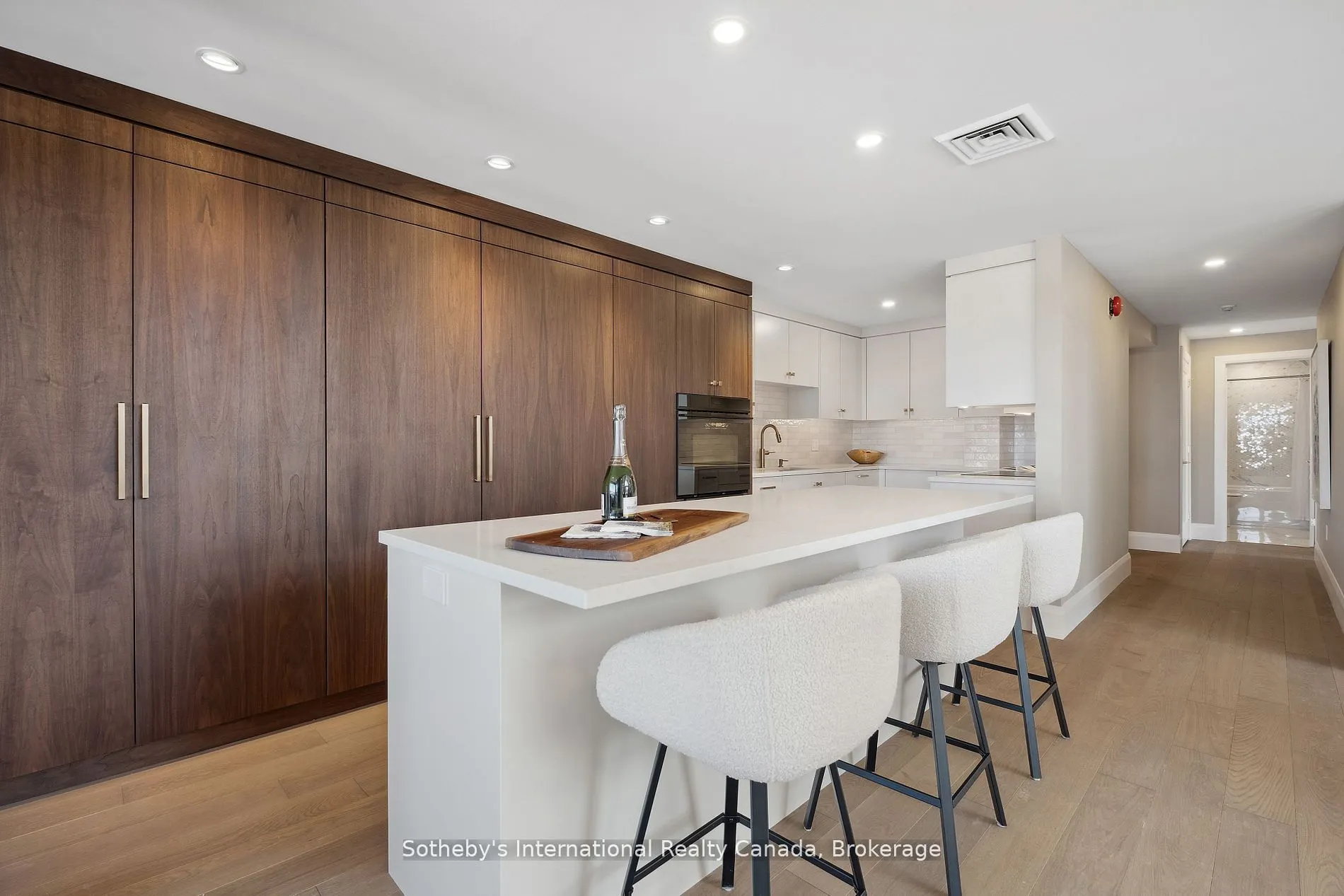 30 Front Street #401