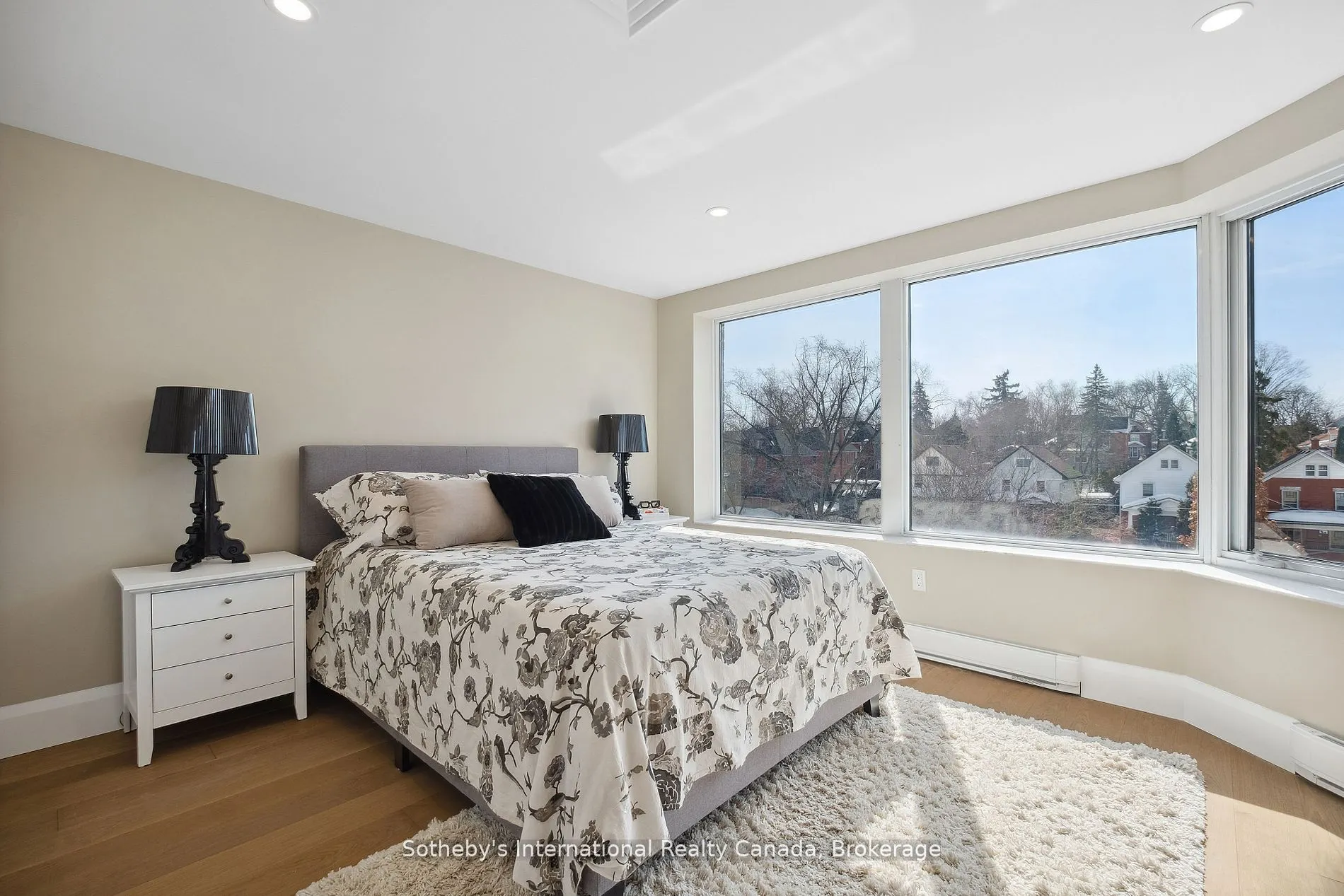 30 Front Street #401