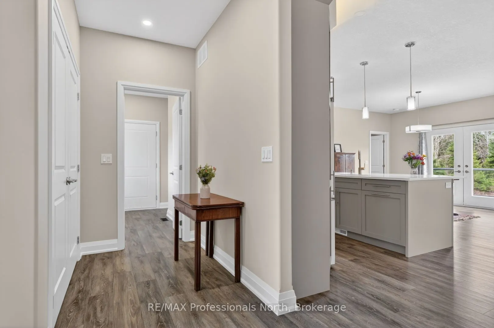 8 Bancroft Ridge Drive