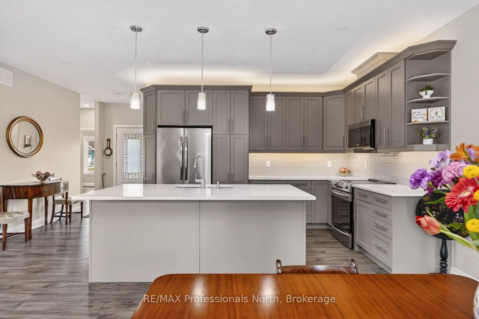 8 Bancroft Ridge Drive