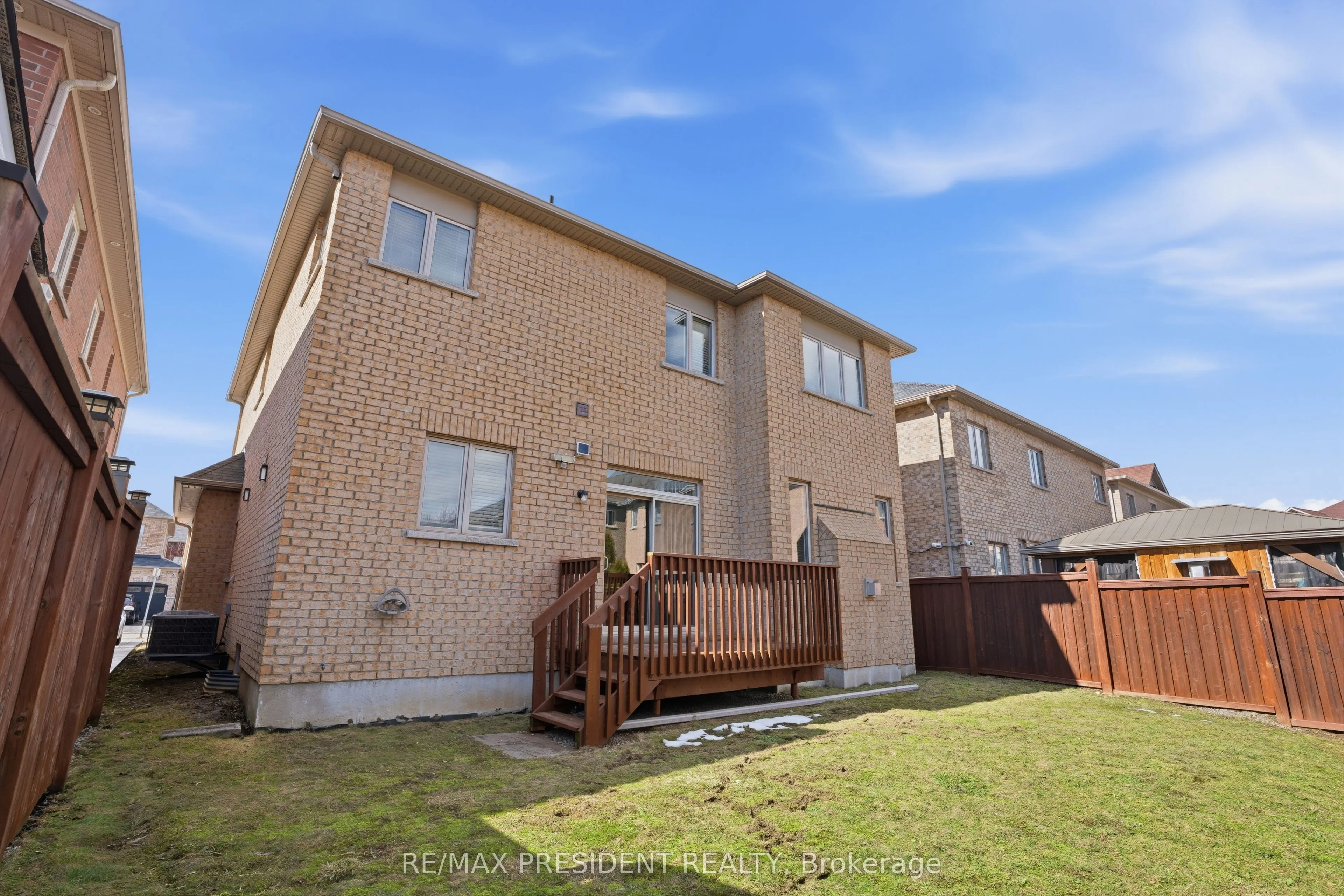 17 Mccartney Street