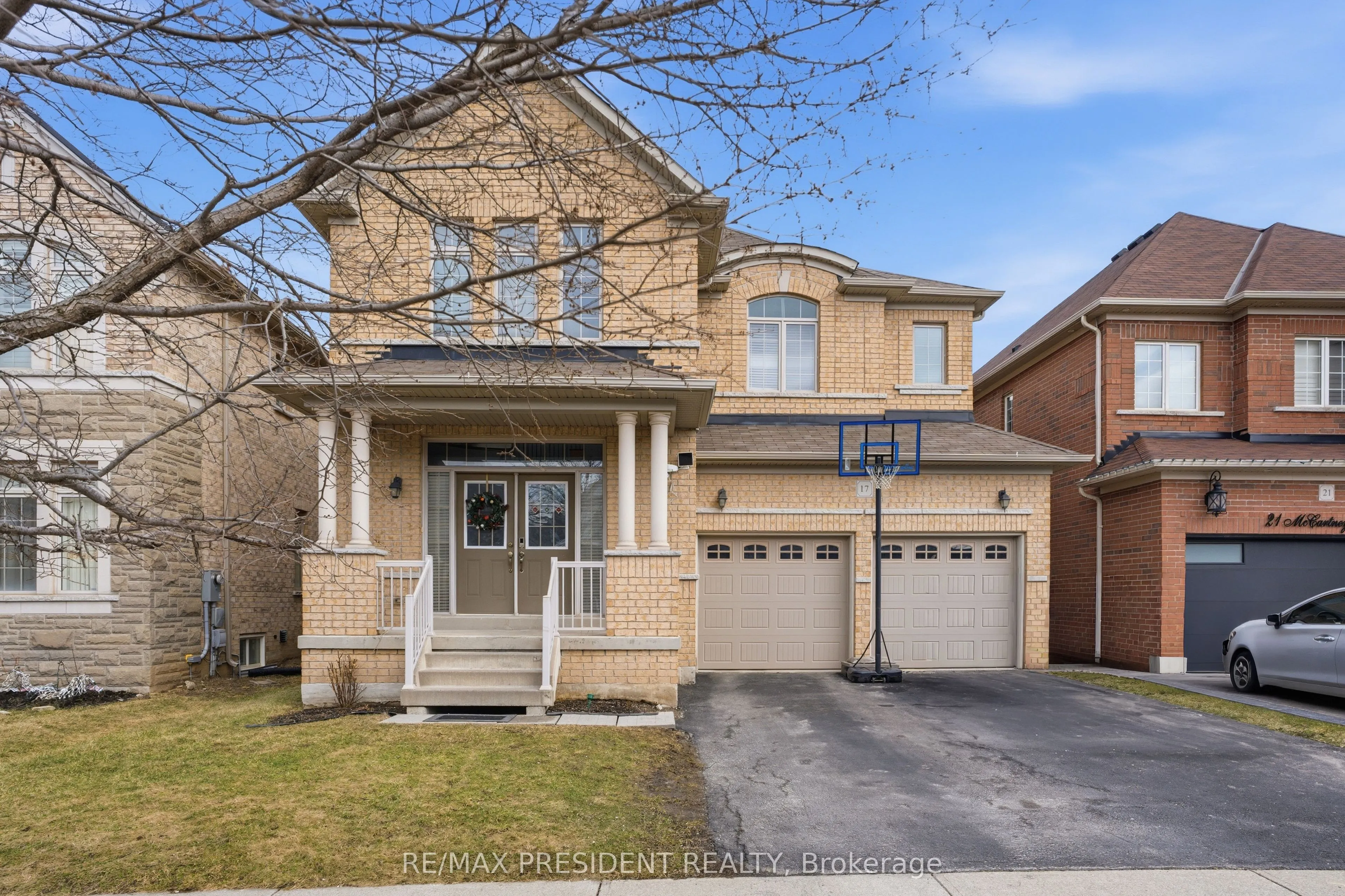 17 Mccartney Street