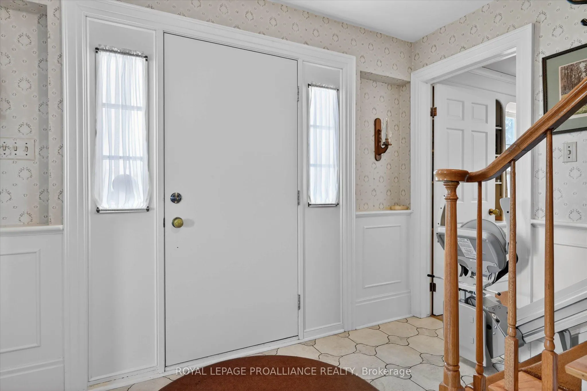 1285 Brealey Drive