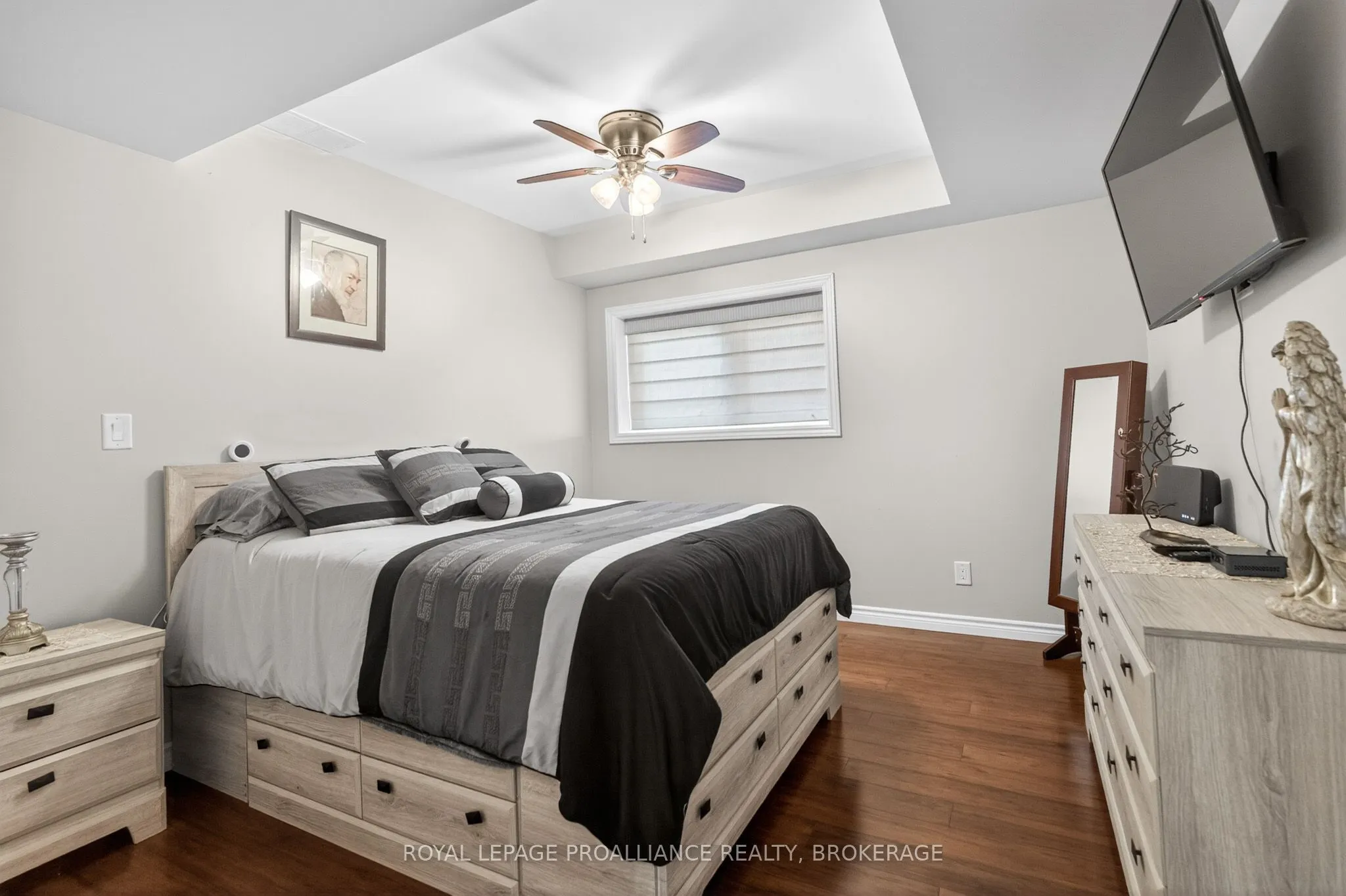1153 Escala Crescent