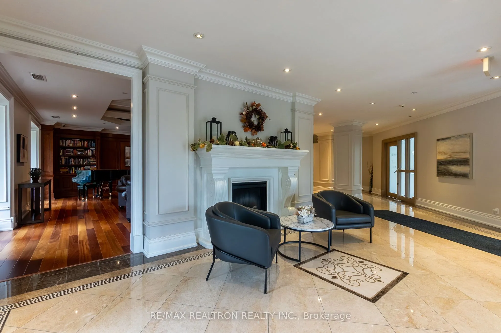 223 Erb Street W #1202