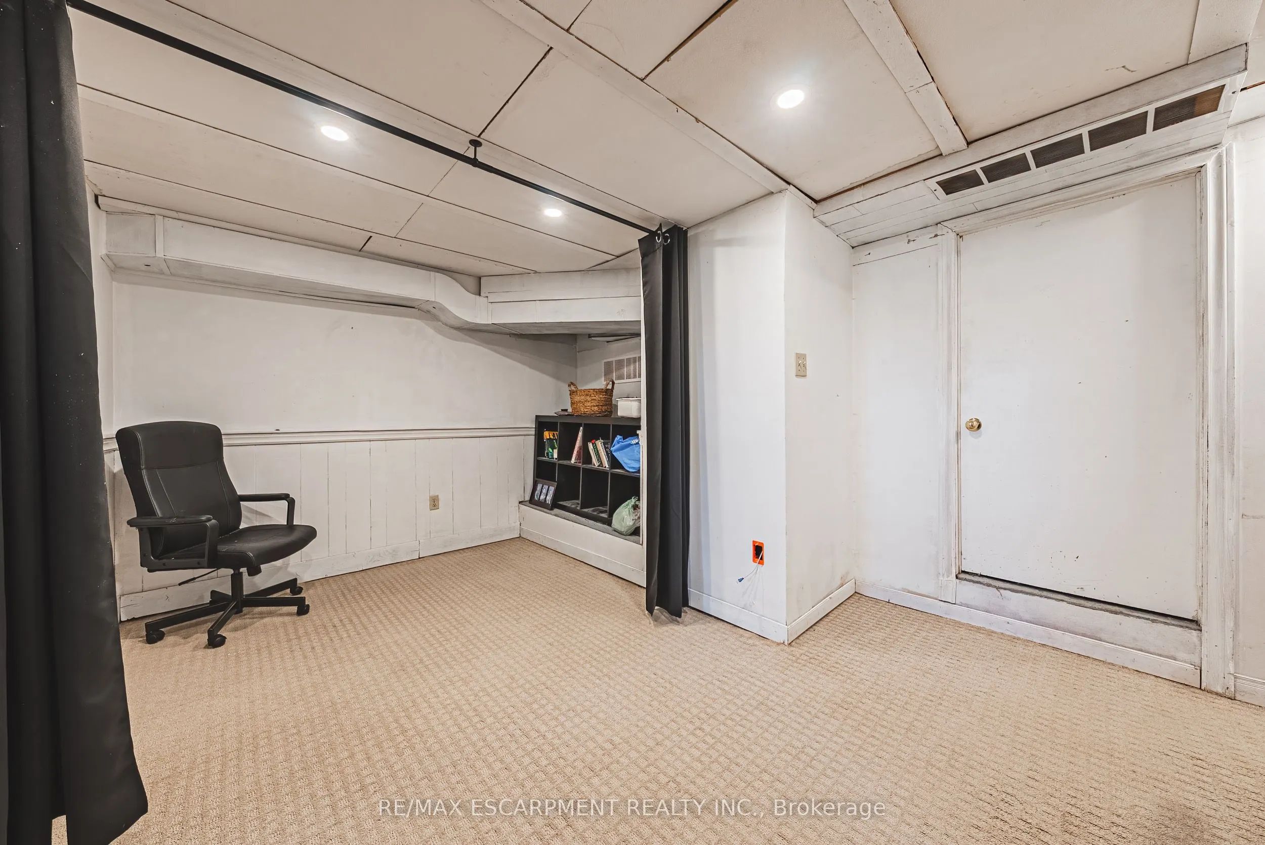 1292 Glancaster Road
