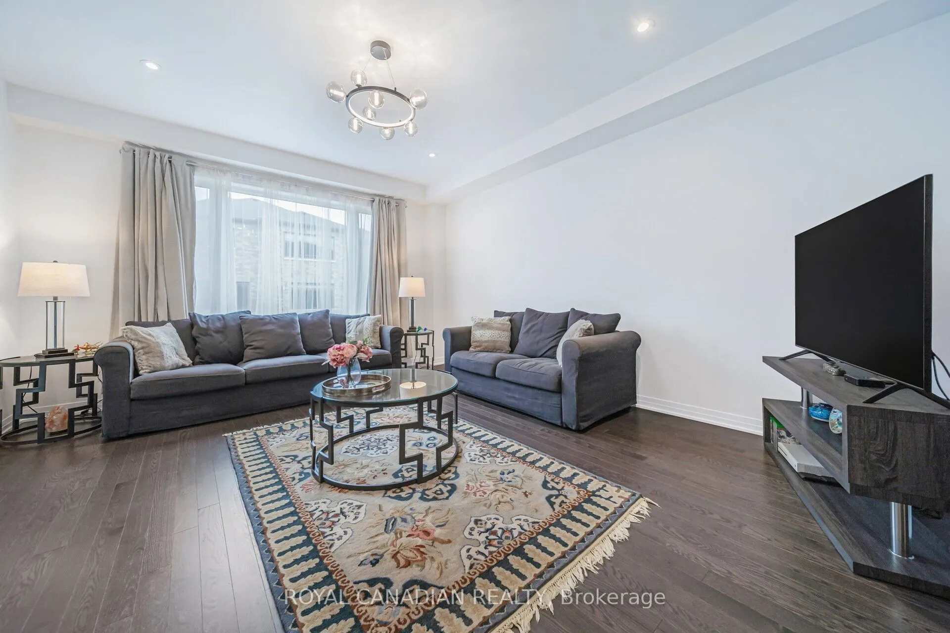 87 Soules Square